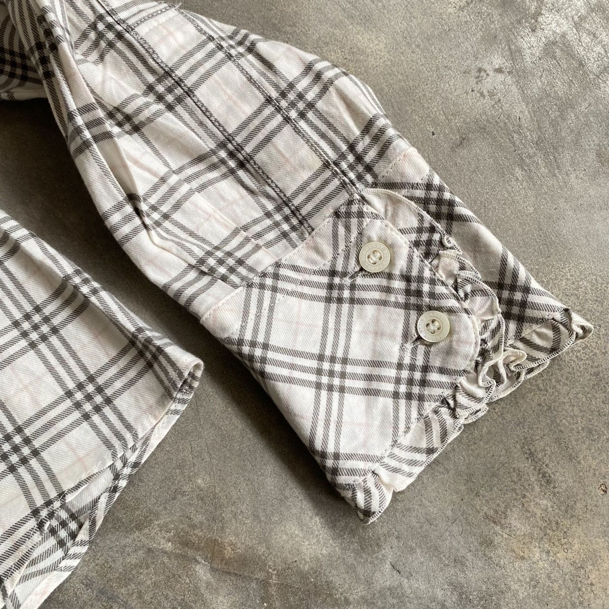 Burberry Vintage 90s Burberry Nova Check Longsleeve Shirt Size M / US 6-8 / IT 42-44 - 5 Thumbnail