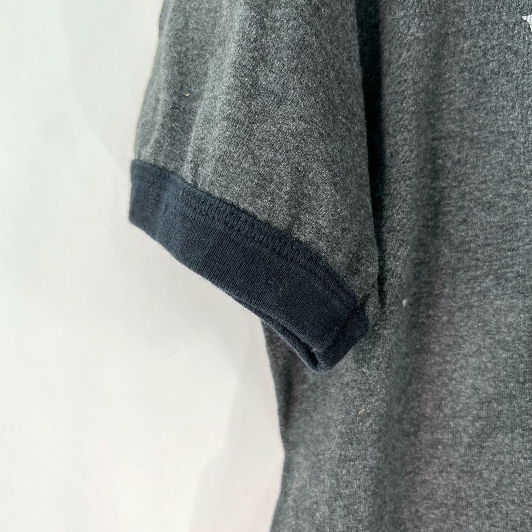 Vintage Cutty Whisky Mens Crew Neck T-Shirt Graphic Gray L Adult Regular Short Sleeve Casual 100% Cotton Size US L / EU 52-54 / 3 - 3 Thumbnail