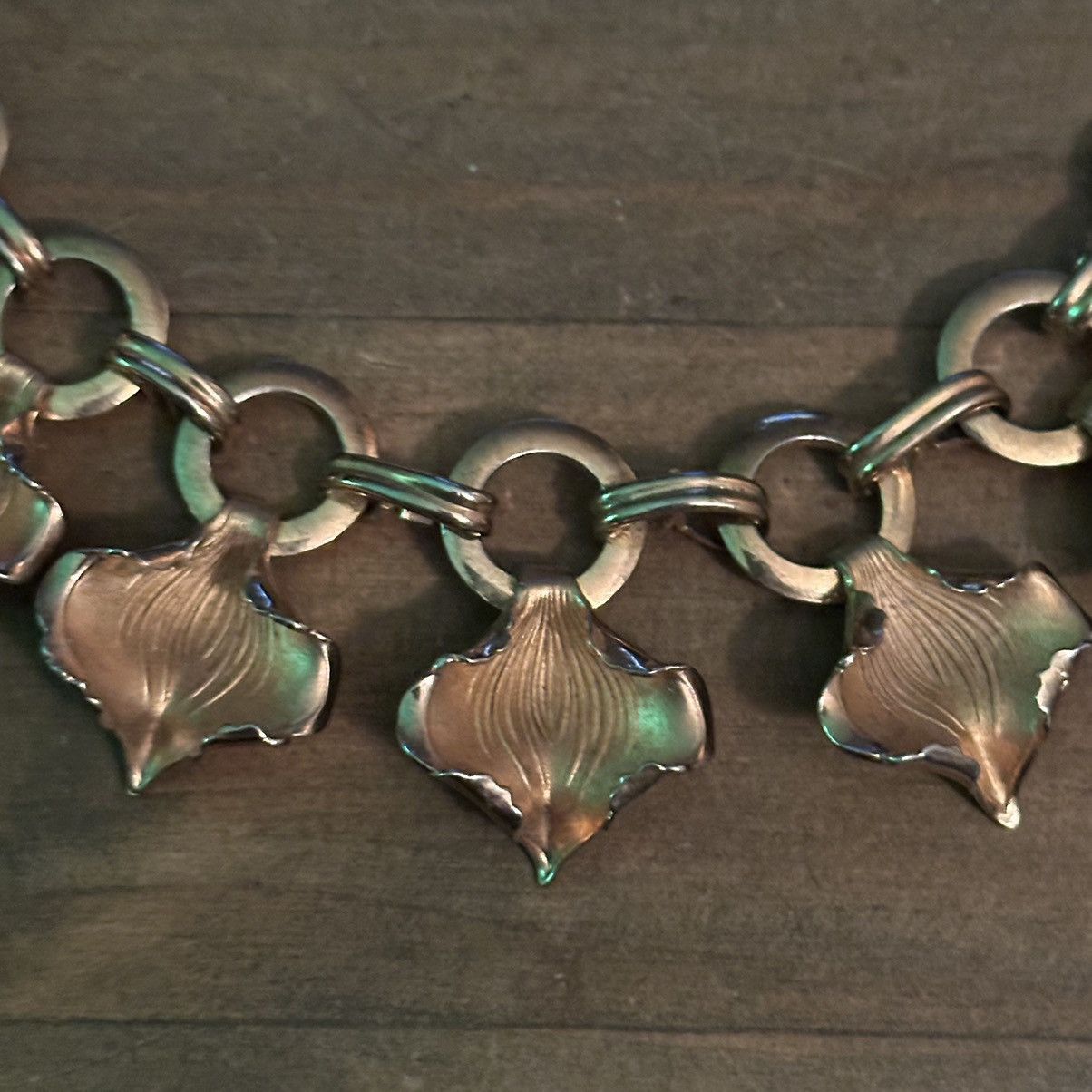 Vintage Vintage flower petal shaped dangle necklace Size ONE SIZE - 4 Thumbnail