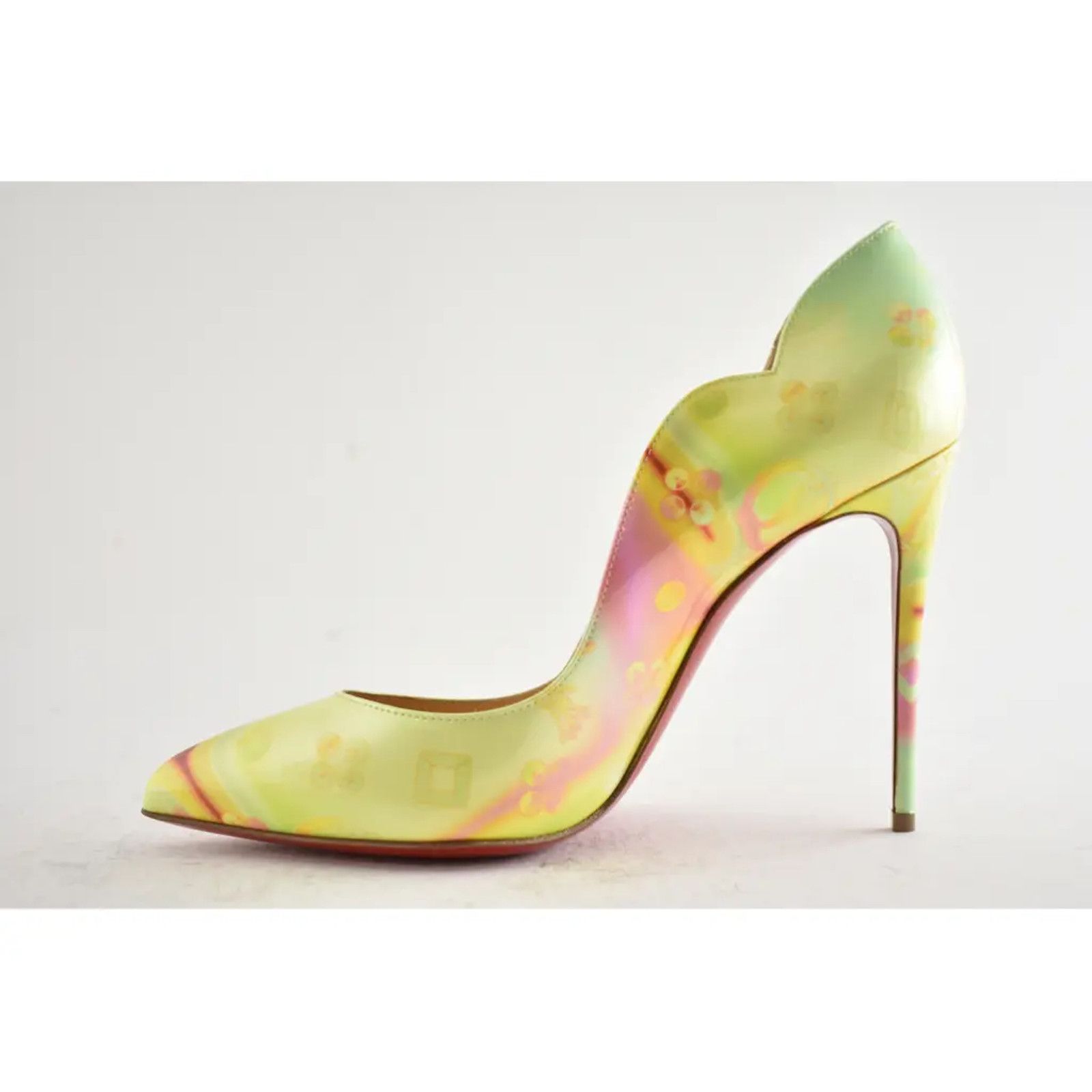 Christian Louboutin Hot Chick 100 Patent Loubi In California Heel Pump 38.5 Size US 8.5 / IT 38.5 - 8 Thumbnail