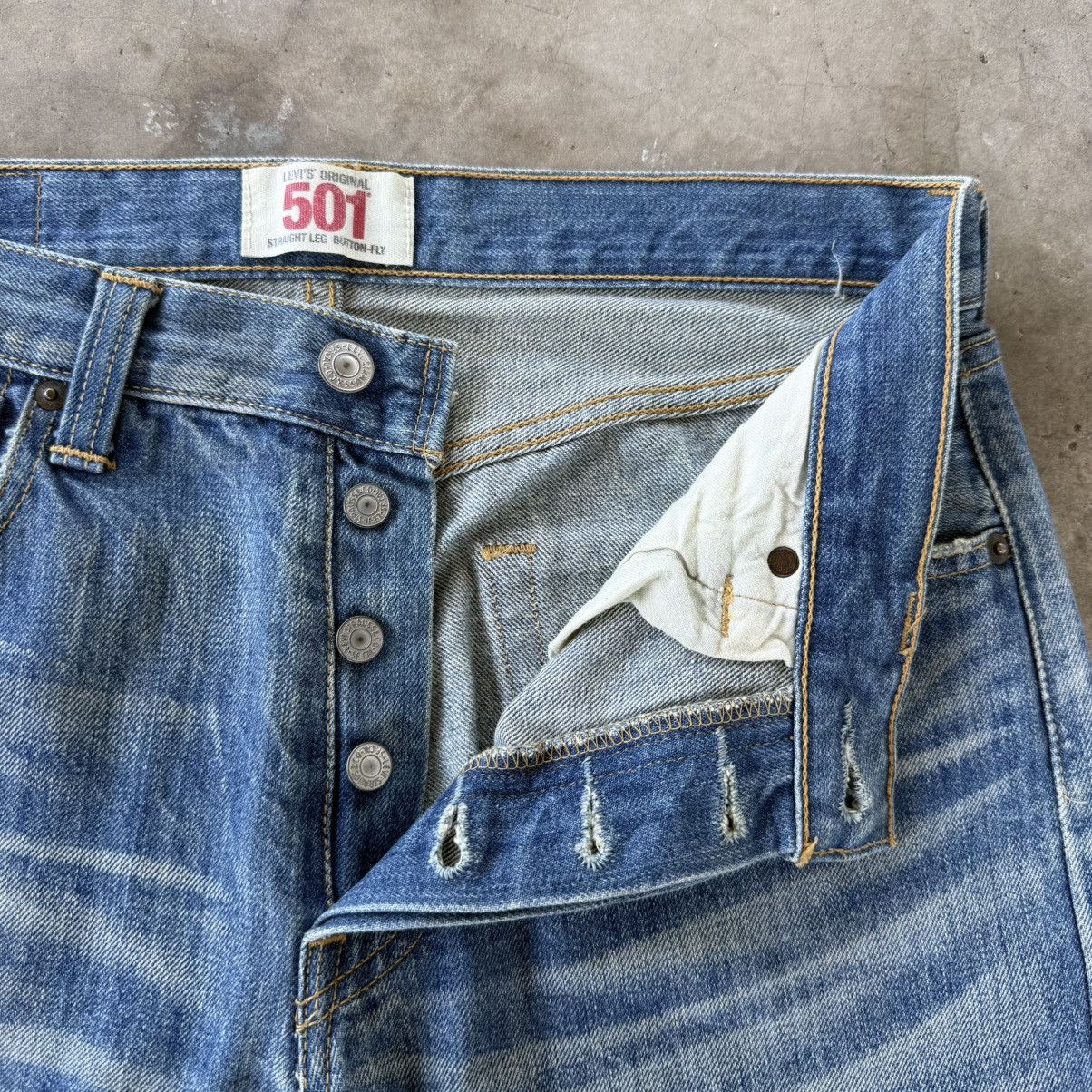 Levi's Vintage Clothing W30 Vintage Levi's 501 Faded Mud Wash Denim Jean Pants Size US 30 / EU 46 - 7 Thumbnail