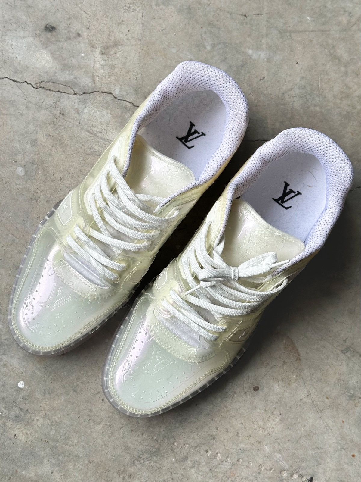 Louis Vuitton Louis Vuitton Clear Trainers Size US 9 / EU 42 - 6 Thumbnail
