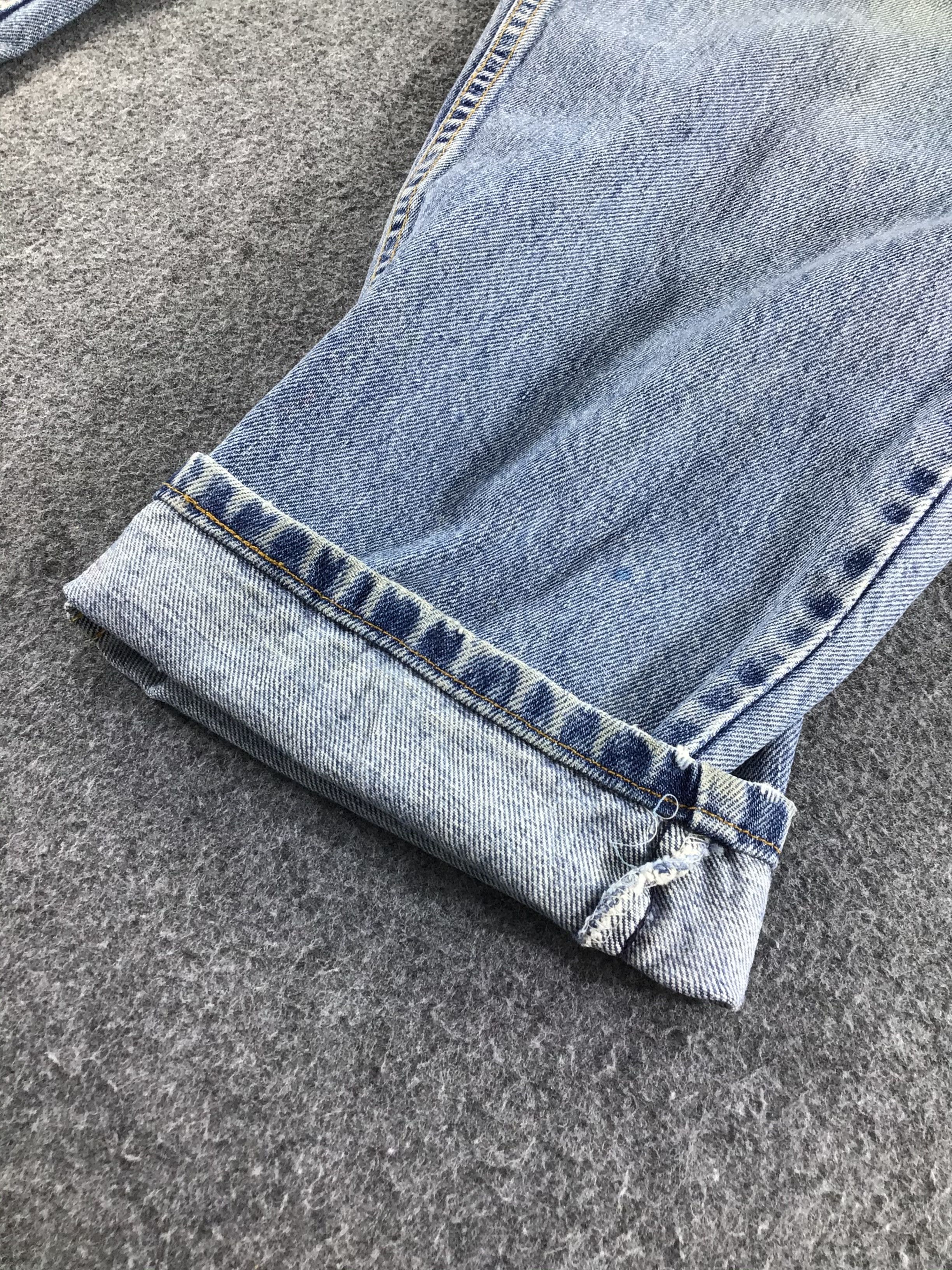Levi's Vintage Levis 560 Jeans Faded Blue Denim -J464 Size US 37 - 6 Thumbnail