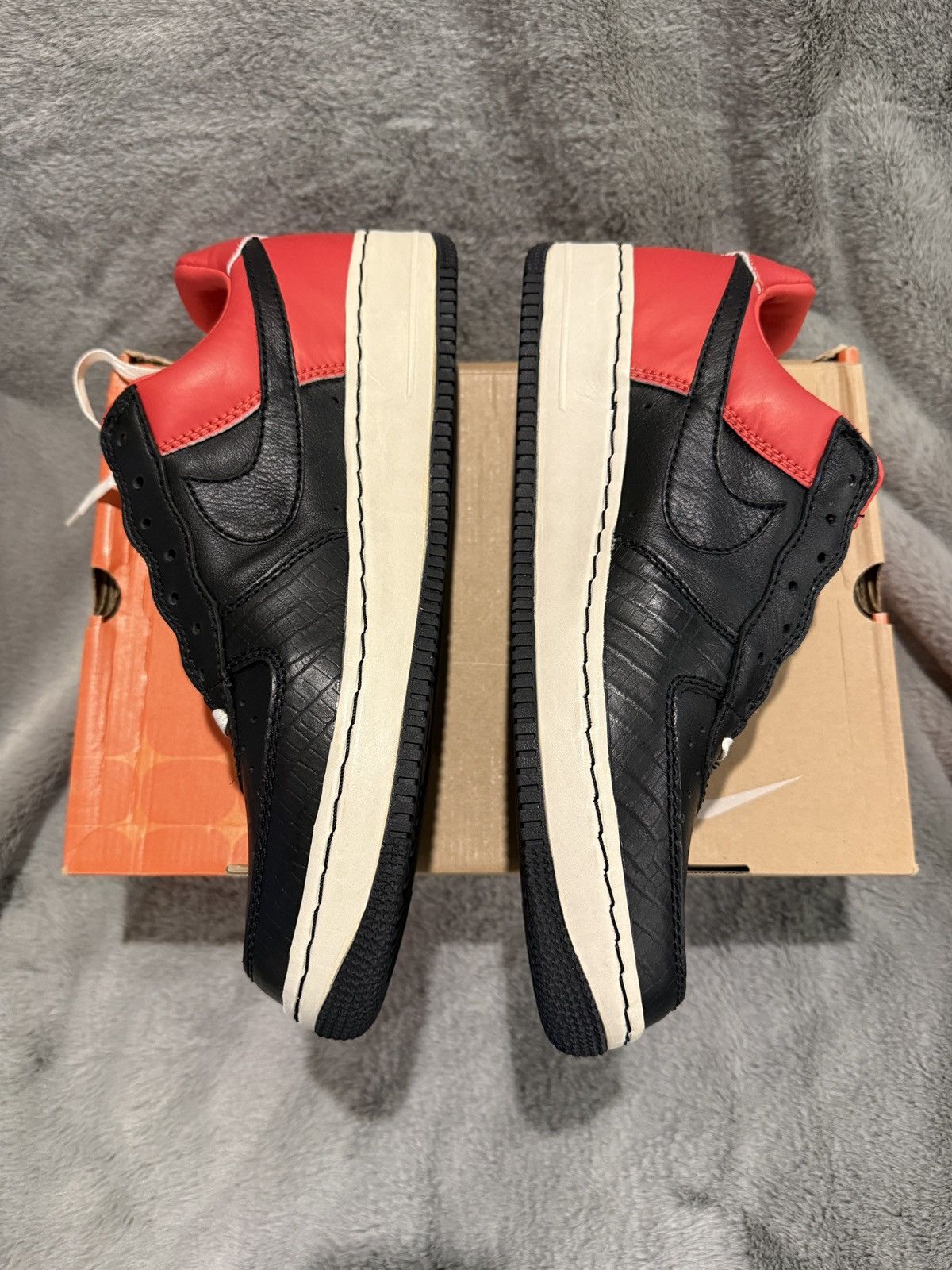 Nike Nike AF1 Low Insideout Max Orange Size 13 DS 2005 Size US 13 / EU 46 - 13 Thumbnail