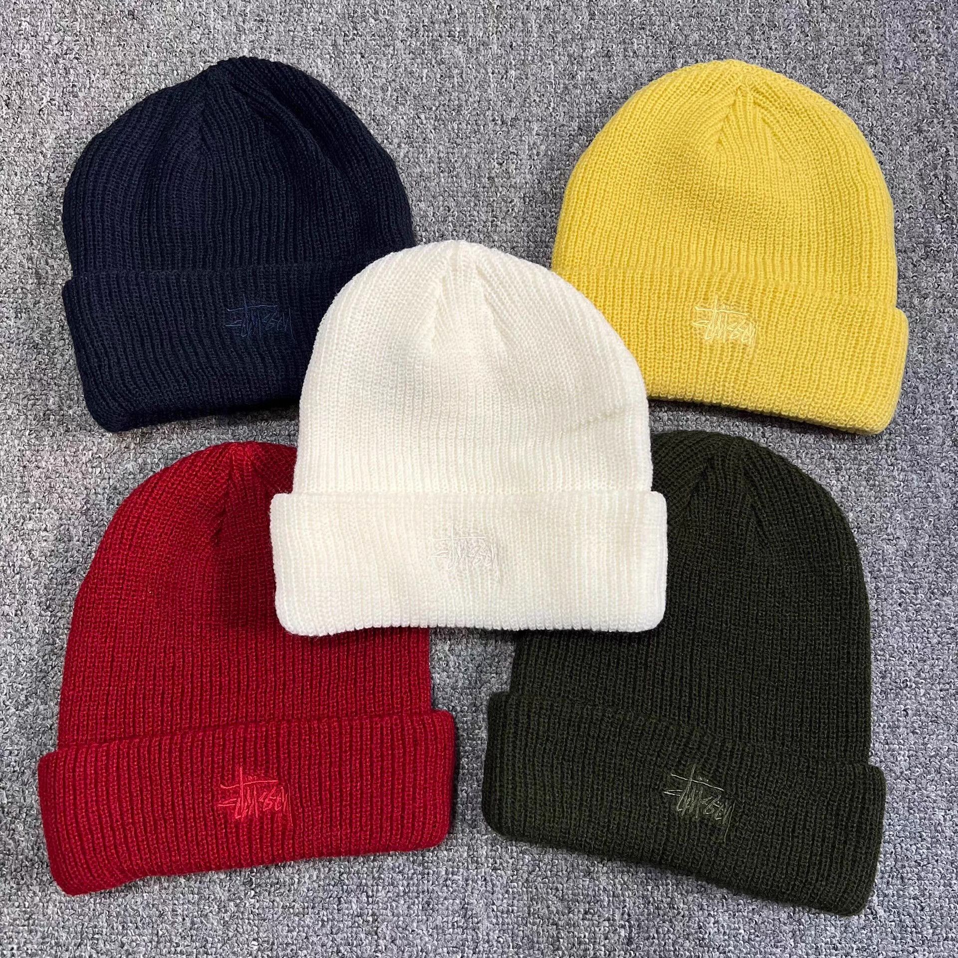 Stussy Stussy Classic Solid Color Logo Embroidered Knit Beanie Q7 Size ONE SIZE - 1 Thumbnail