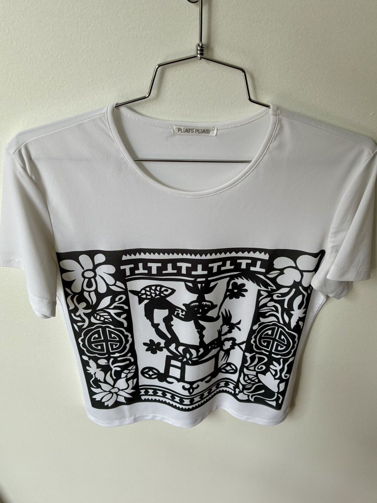 Pleats Please Issey Miyake PLEATS PLEASE Rare AW1998 Tribal Print Nylon Tee Size US S / EU 44-46 / 1 - 3 Thumbnail