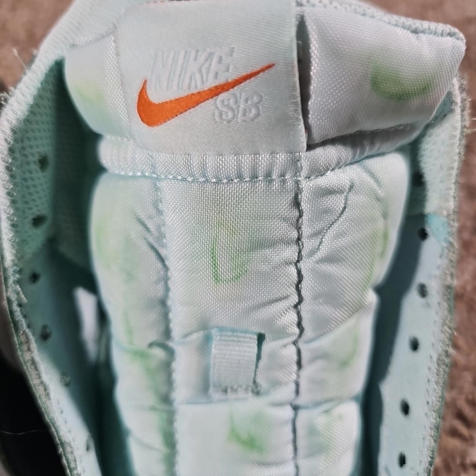 Nike nike sb DA8855-100 sz 11 UK10 shoes Size US 11 / EU 44 - 3 Thumbnail