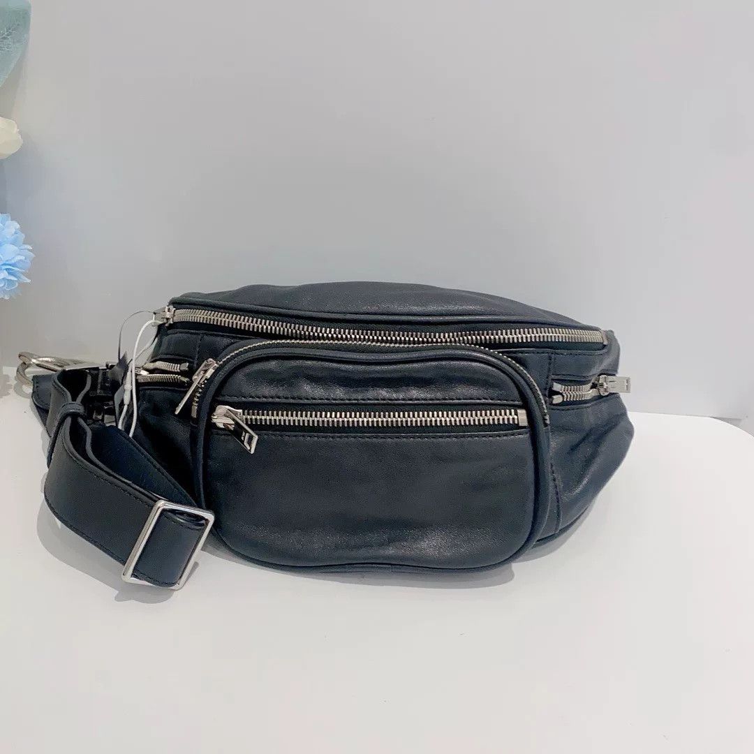 Alexander McQueen Pre-loved Bag Very good condition Size ONE SIZE - 1 Thumbnail