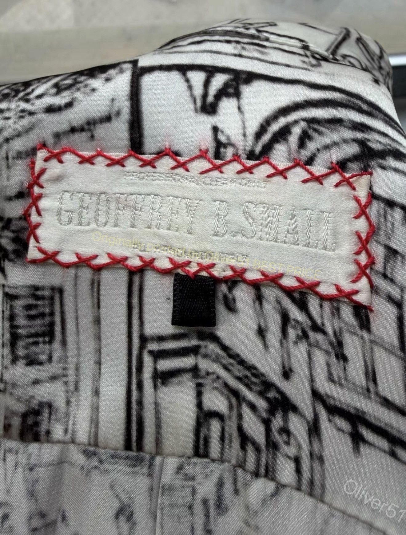 Geoffrey B. Small Geoffrey B. Small GBS comic silk shirt YYYY17/2610 Size US S / EU 44-46 / 1 - 5 Thumbnail