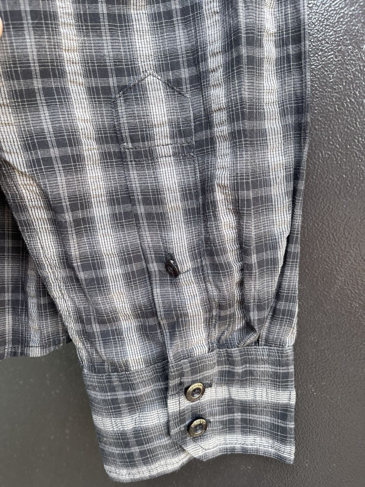 Oakley Vintage Oakley Checkered Long Sleeve Button Up Shirt Size US L / EU 52-54 / 3 - 10 Thumbnail