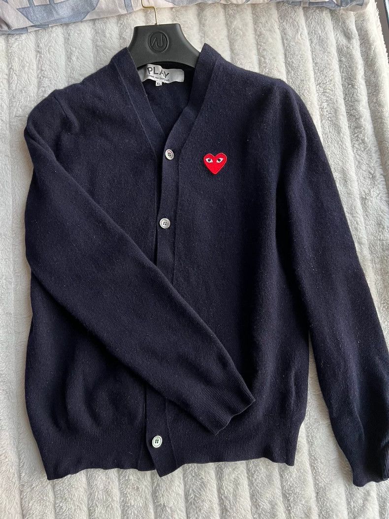 Comme des Garcons Comme Des Garcons Navy Classic V-Neck Size S / US 4 / IT 40 - 1 Thumbnail