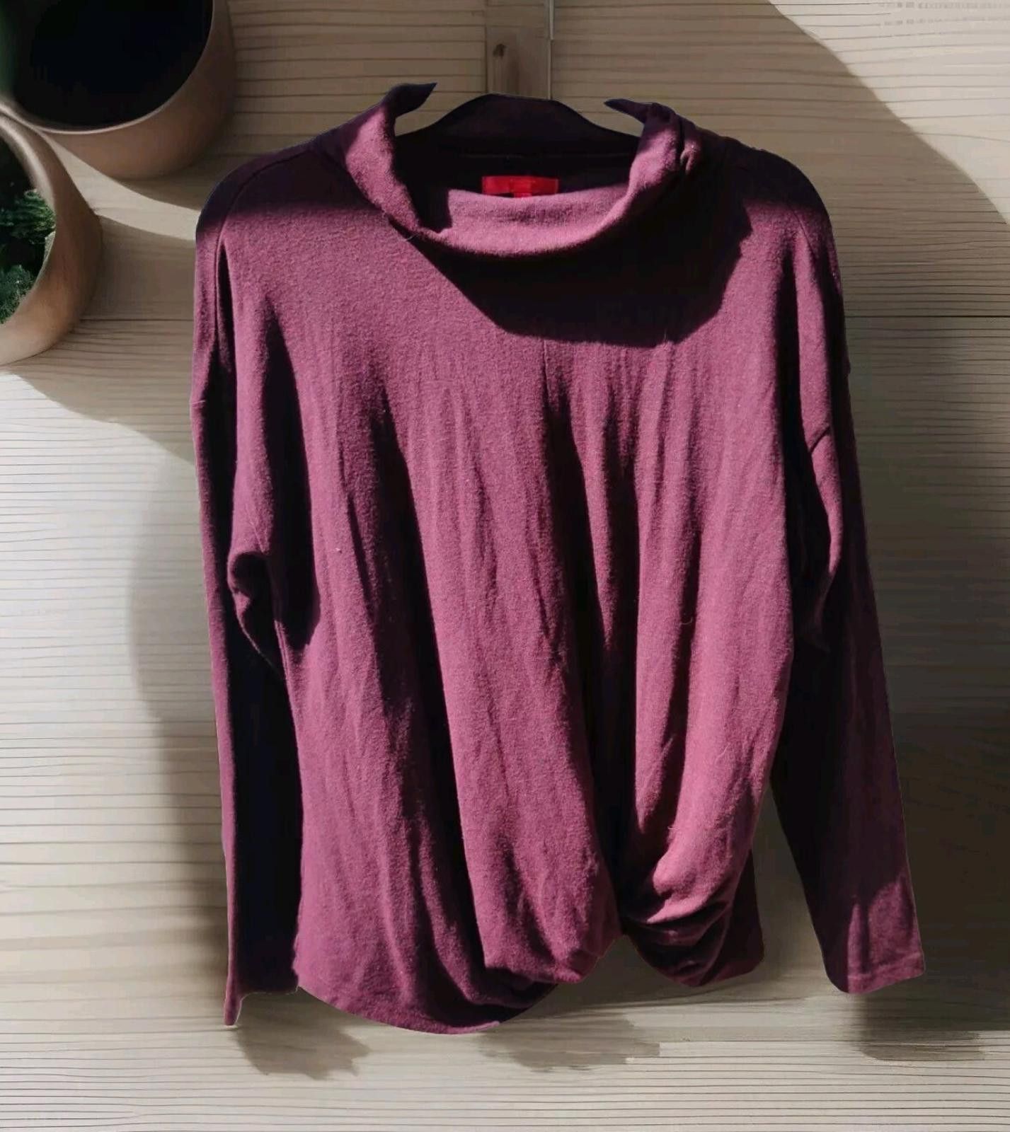 Jennifer Lopez Jennifer Lopez Twist-Front Turtleneck Top Womens Large L Blo Size L / US 10 / IT 46 - 1 Thumbnail