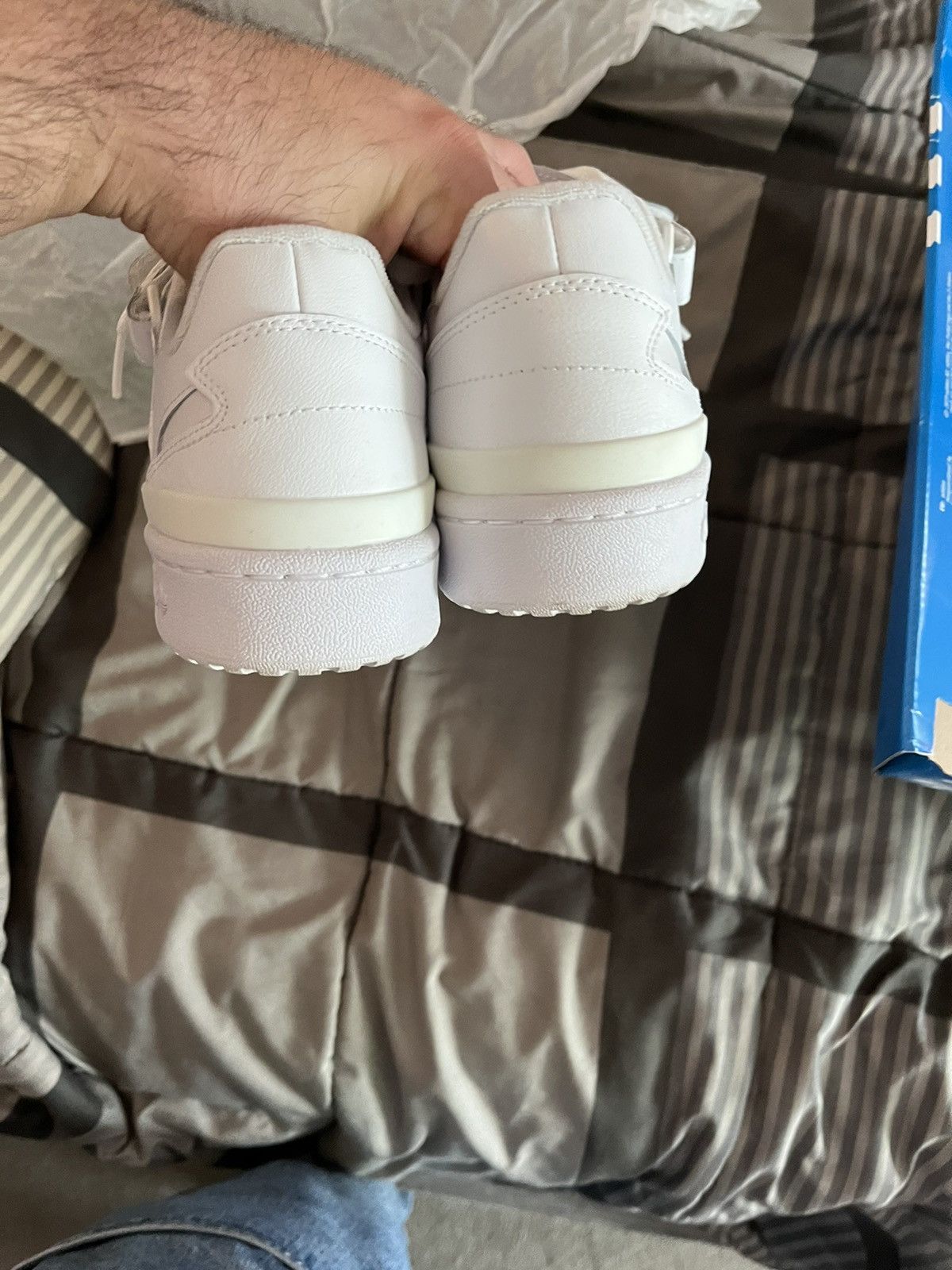 Adidas Adidas Low top skate shoe Size US 8.5 / EU 41-42 - 5 Thumbnail
