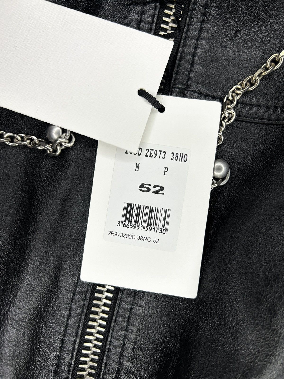 Celine F/W 21 Chained Leather Bomber Size US L / EU 52-54 / 3 - 21 Thumbnail