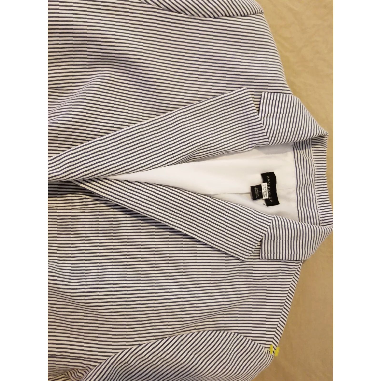 Ann Taylor Womens Ann Taylor Jacket Blazer 2 Blue Jacket Blazer Womens Regular Lined Notch Lapel Dressy Classic Business Casual Cotton Solid Short Sleeve? Size XS / US 0-2 / IT 36-38 - 2 Thumbnail