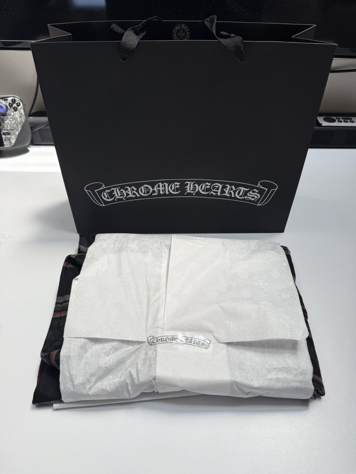 Chrome Hearts Chrome Hearts Cashmere Button Up With Patches Size US XL / EU 56 / 4 - 10 Thumbnail