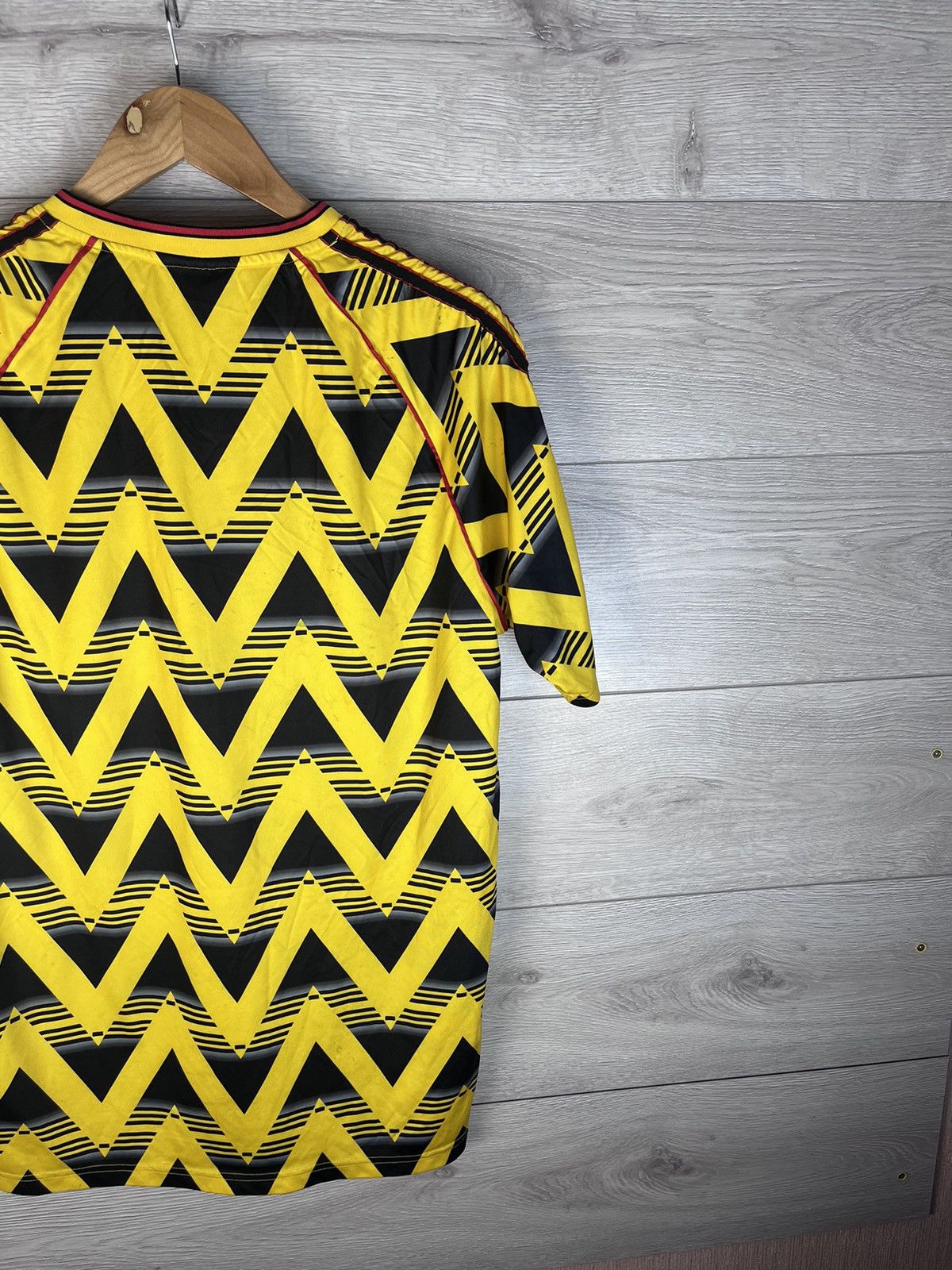 Vintage Vintage men’s soccer jersey FC Arsenal size xl adidas Size US XL / EU 56 / 4 - 15 Thumbnail