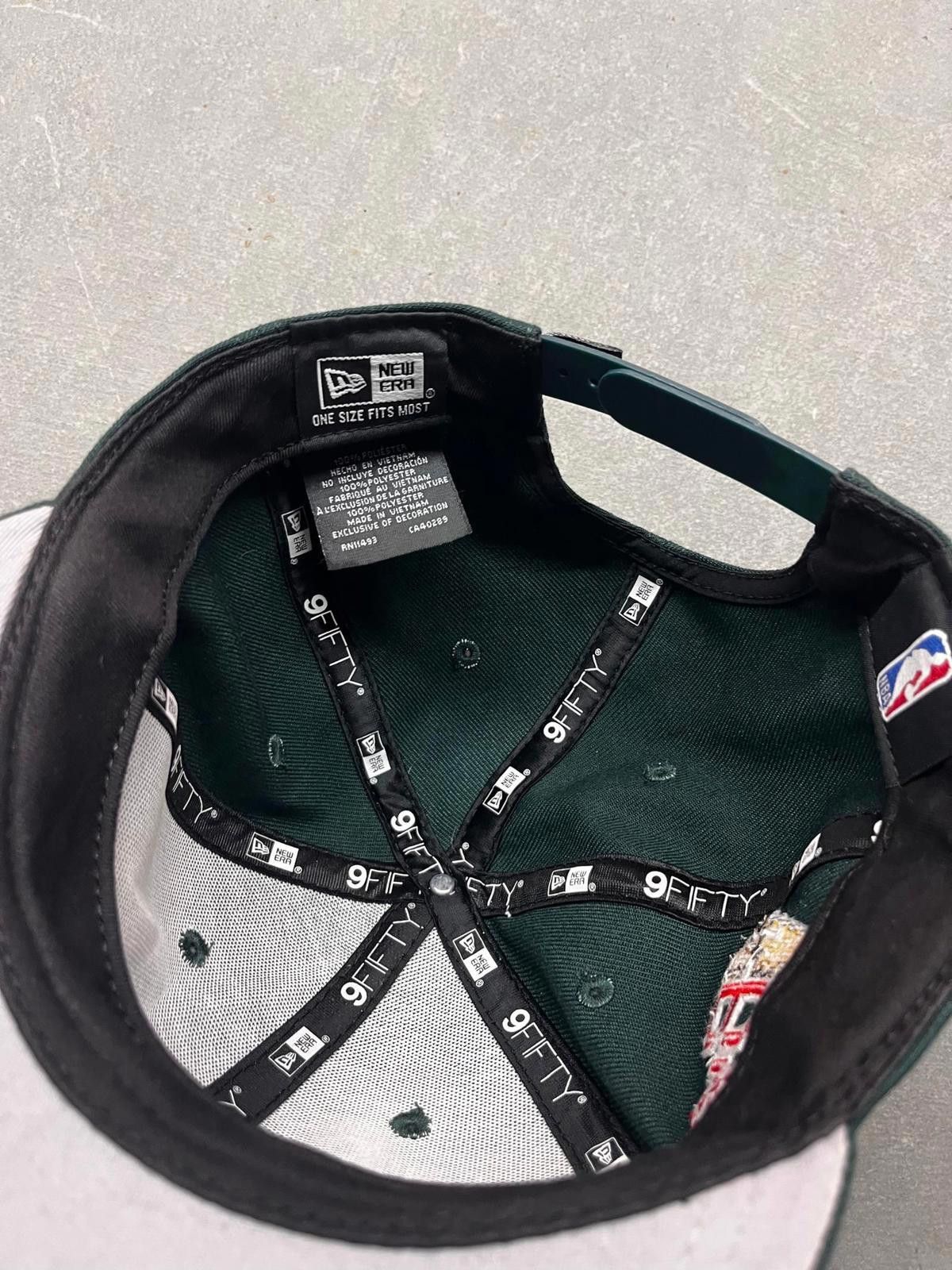 New Era New Era Chicago Bulls Pixelated "6x NBA Champions" Snapback Size ONE SIZE - 4 Thumbnail