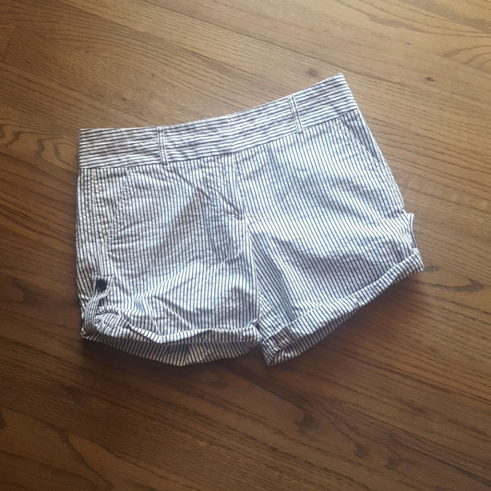 J.Crew J. Crew Seersucker Shorts Navy and White Size 28" / US 6 / IT 42 - 1 Thumbnail