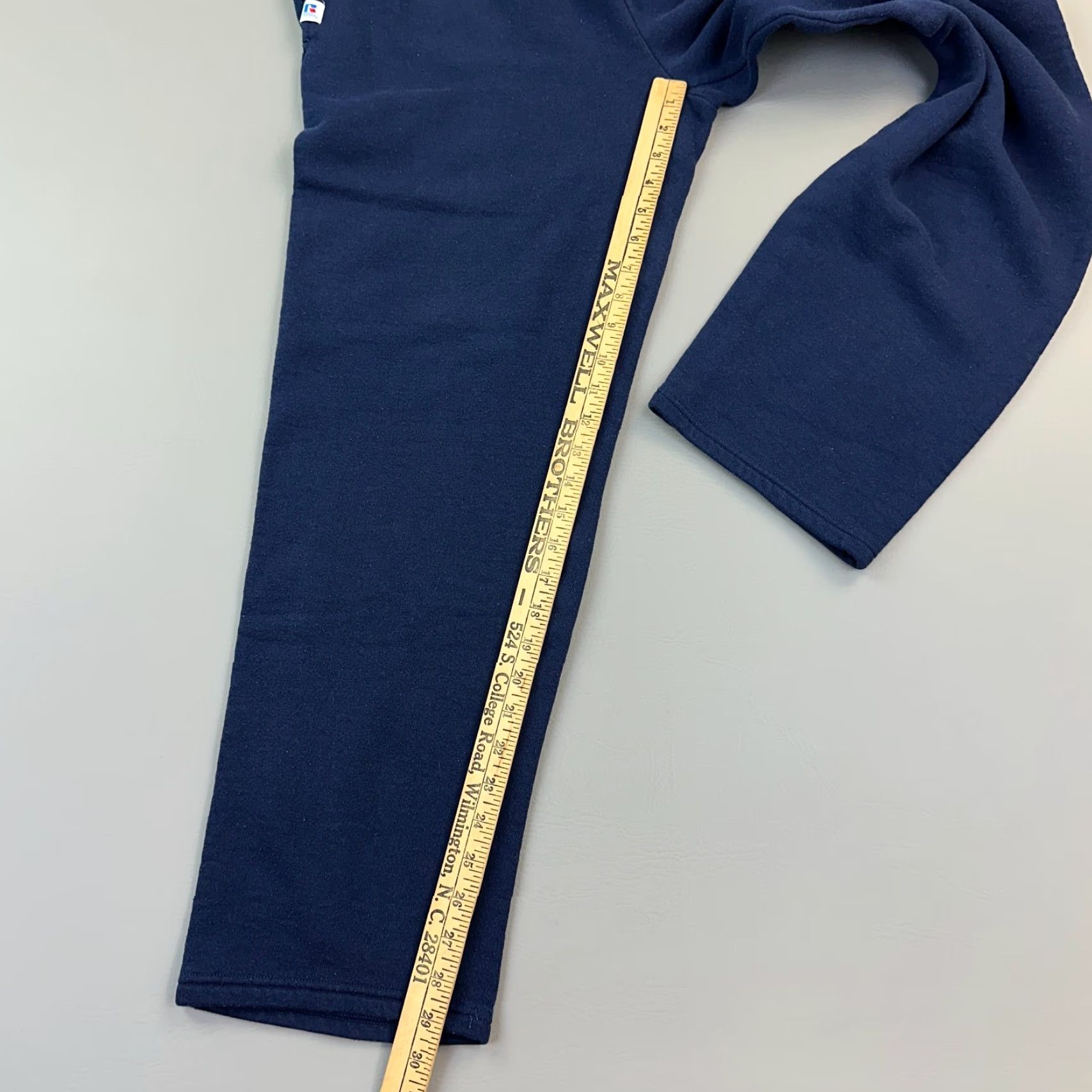 Russell Athletic VINTAGE Russell Athletic Pants Mens M Blue Jogger Sweatpants Drawstring Y2K Size US 31 - 2 Thumbnail