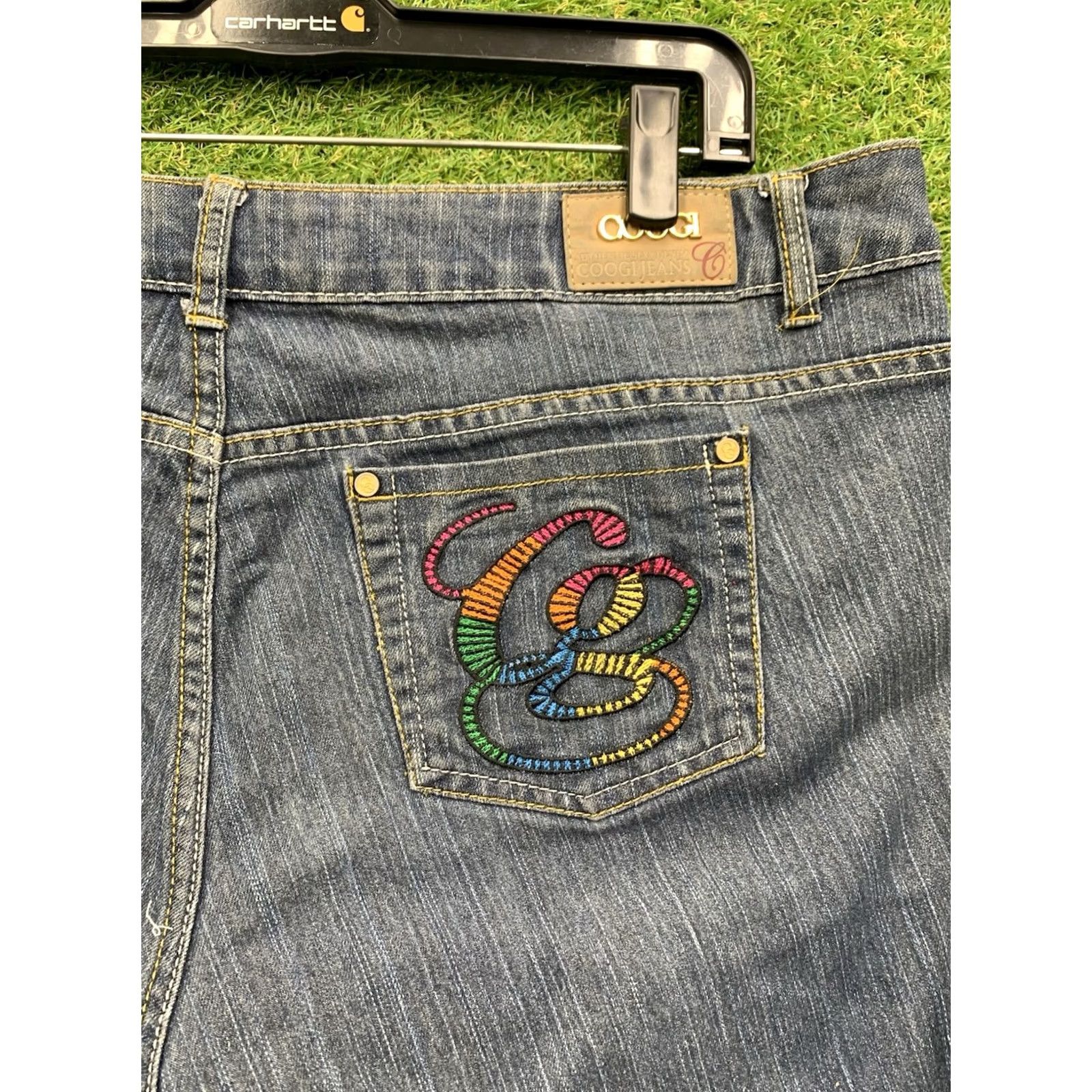 Coogi COOGI Jeans Womens 20W Grunge Dark Wash 5-Pocket Denim Wide Leg Boot Y2K Vintage Straight Modern Casual Boys Girls Mens Womens Size 42" / US 20 - 3 Thumbnail