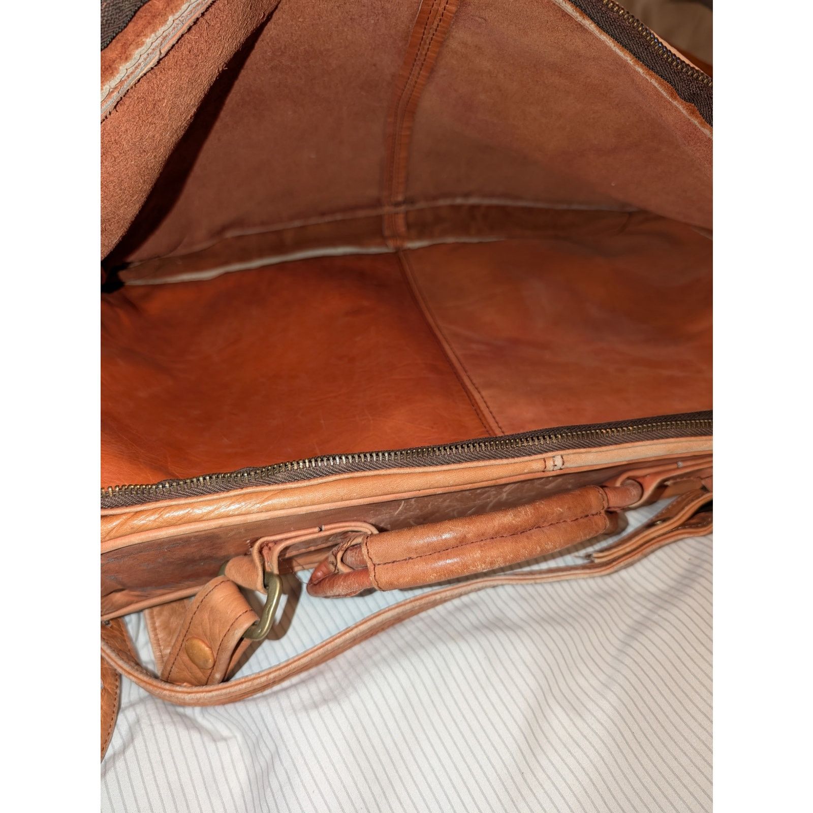 Handmade Handmade Vintage Leather Bag Satchel Columbia 20" x 10" Size ONE SIZE - 9 Thumbnail