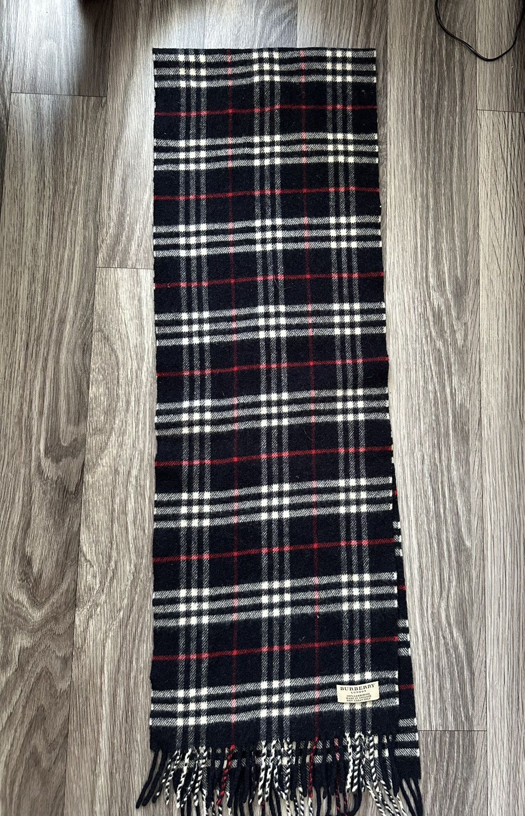 Burberry Vintage Burberry Black Nova Check Lambswool Scarf Size ONE SIZE - 3 Thumbnail