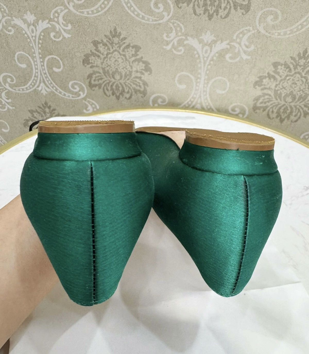 Manolo Blahnik Manolo Blahnik MB single shoes Size US 6 / IT 36 - 6 Thumbnail