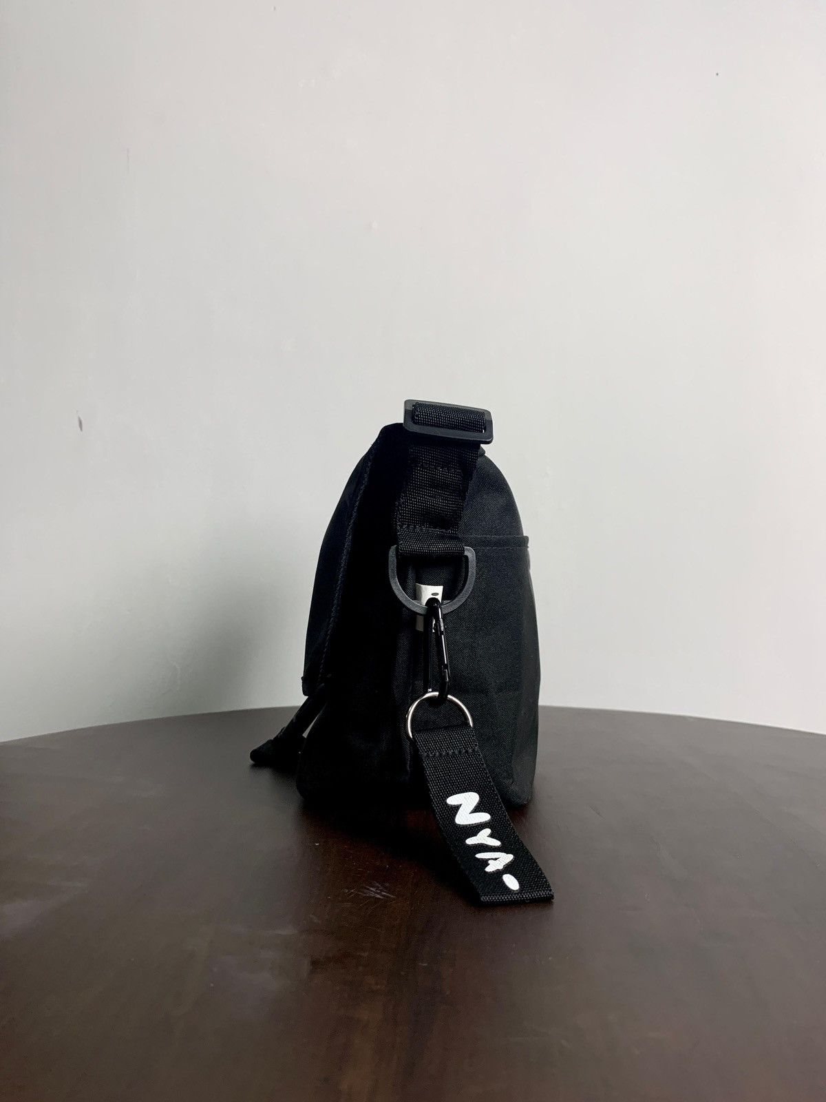 Issey Miyake × Ne-Net Cat Logo Small Sling Bag Size ONE SIZE - 3 Thumbnail