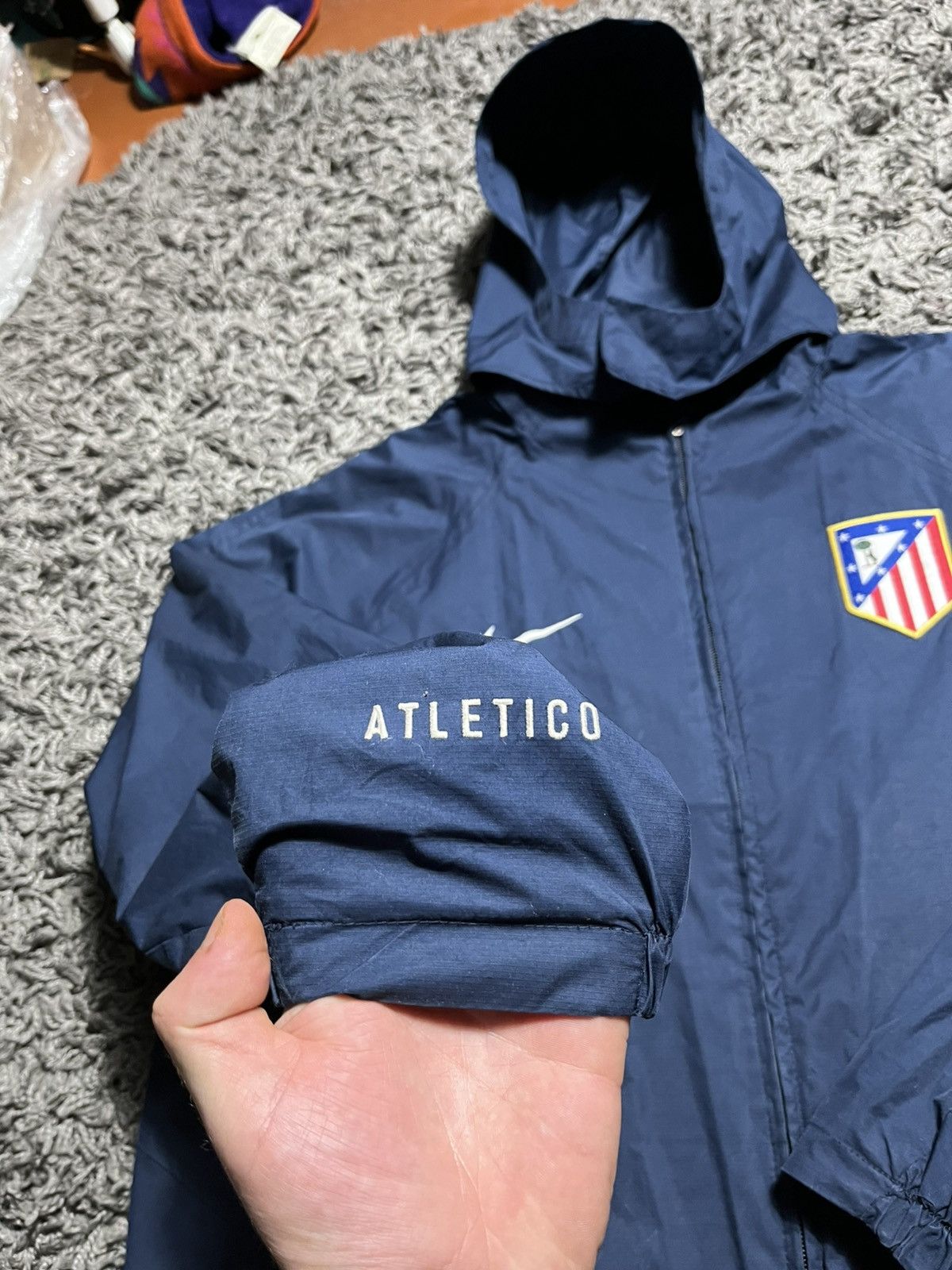 Nike NIKE ATLETICO MADRID 2004/2005 FOOTBALL NYLON JACKET Size US L / EU 52-54 / 3 - 3 Thumbnail