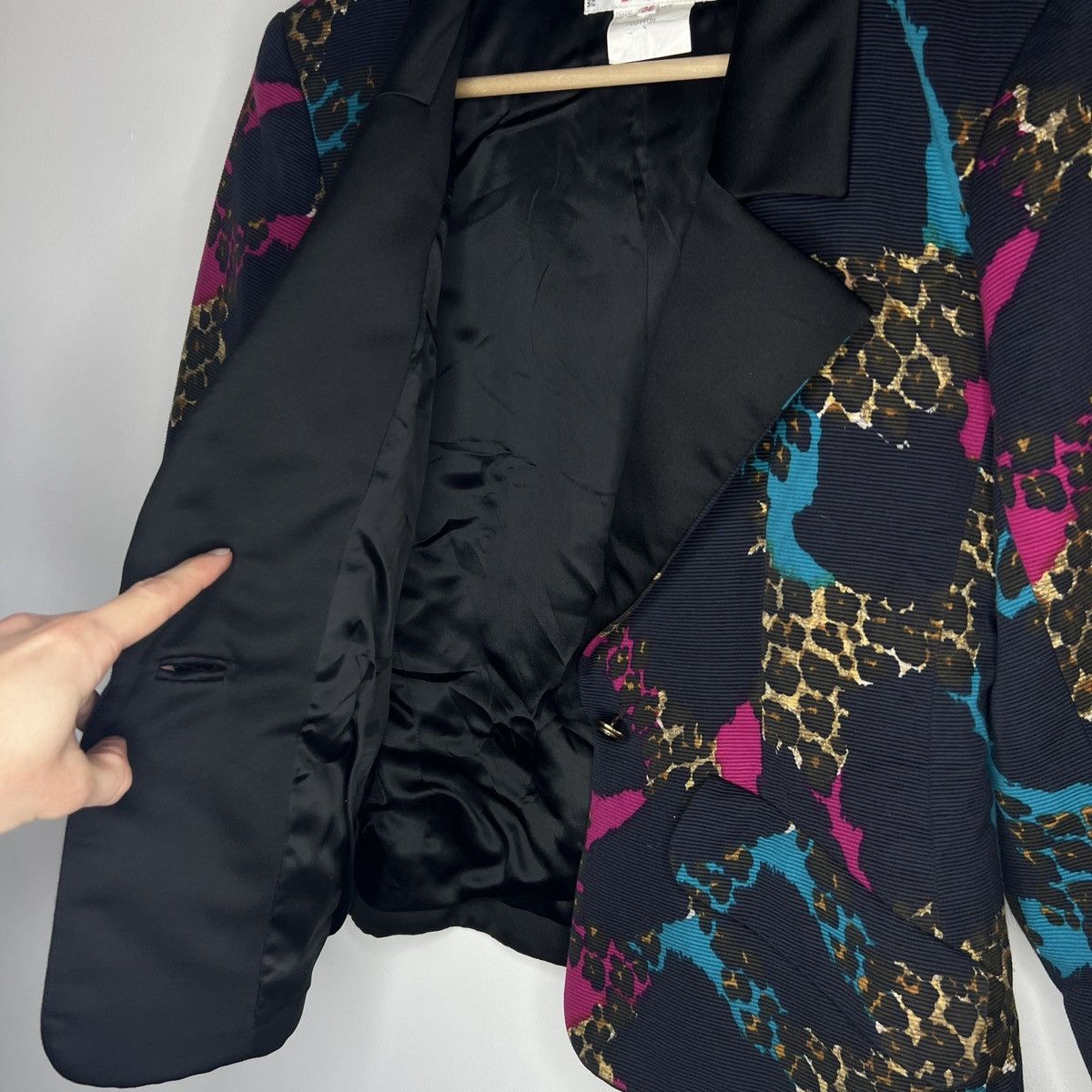 Saint Laurent Paris Yves Saint Laurent Paris YSL Vintage Blazer Jacket Wool 90s Size S / US 4 / IT 40 - 7 Thumbnail