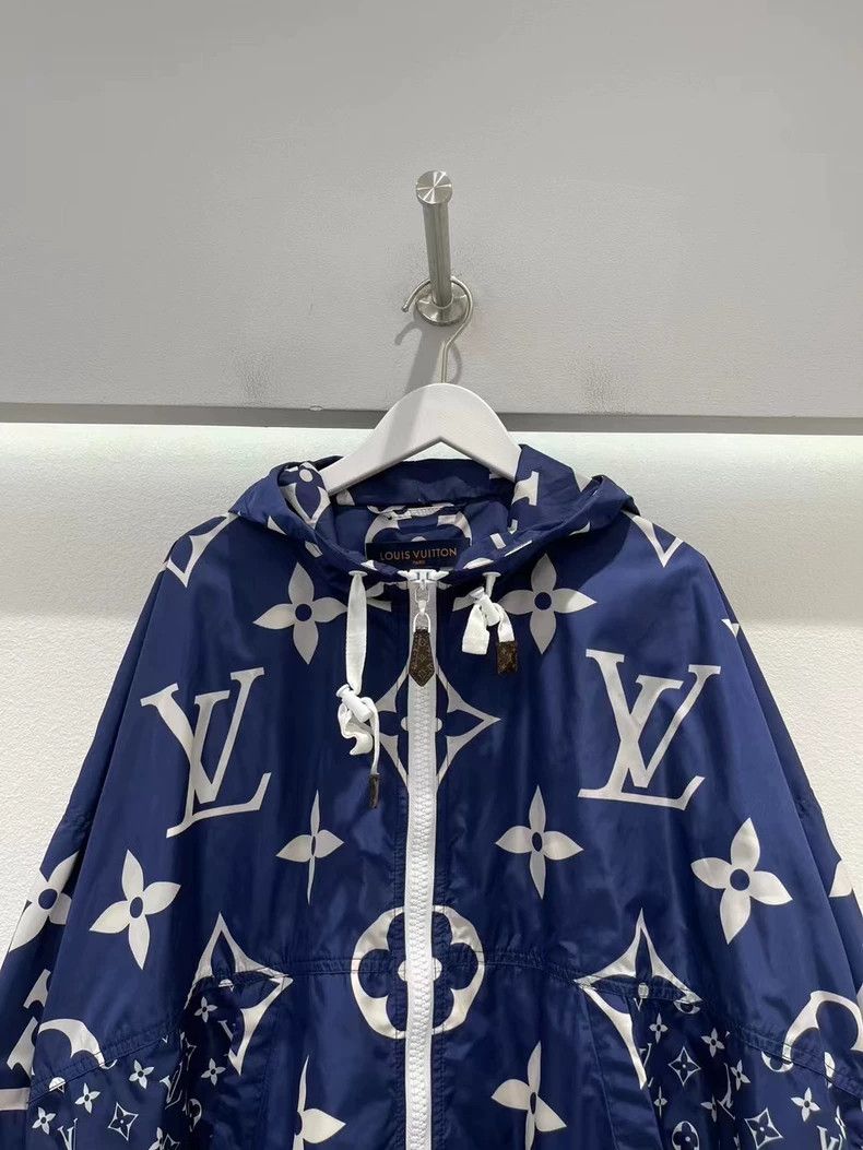 Louis Vuitton Louis Vuitton size 36 Bermuda presbyopia streamer assault j Size US M / EU 48-50 / 2 - 2 Thumbnail