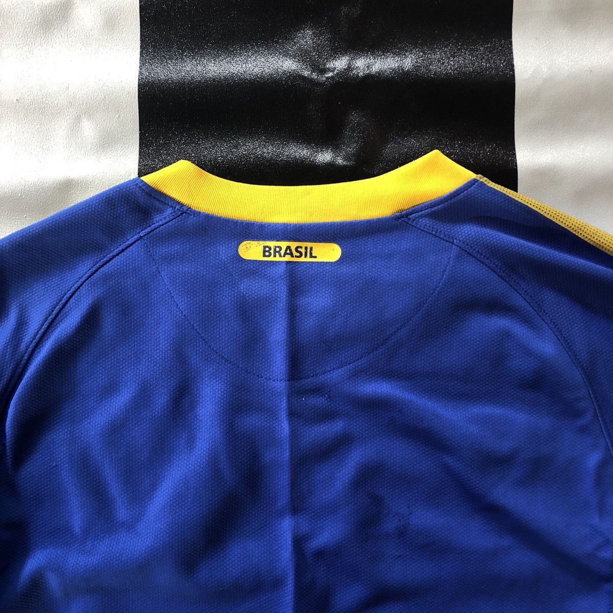 Other Brazil World Cup Away Kits Jersey 2010 Long Sleeve Shirt Size US M / EU 48-50 / 2 - 5 Thumbnail