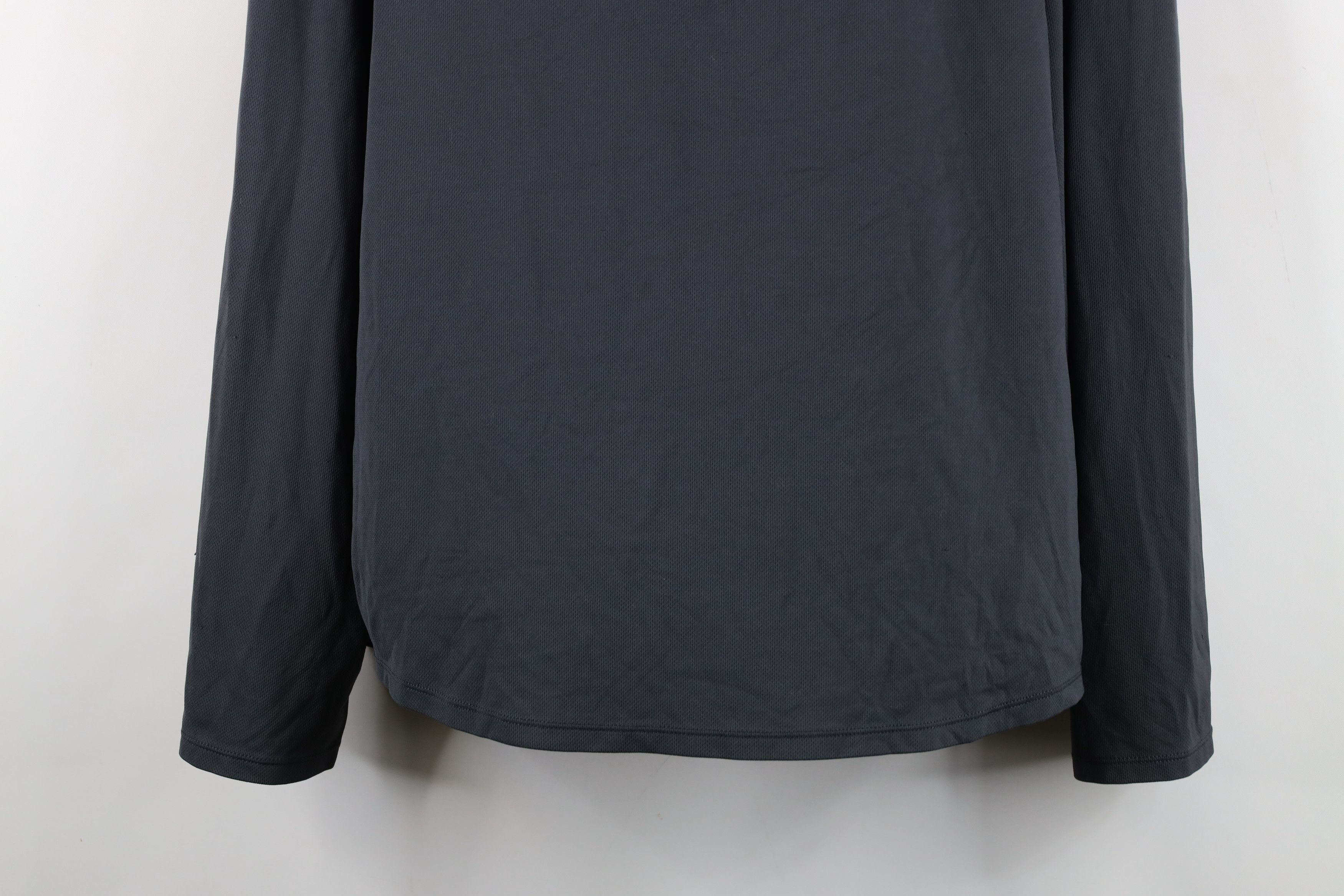 Nike Y2K Nike Chicago Marathon Center Swoosh Long Sleeve T-Shirt Size US XXL / EU 58 / 5 - 3 Thumbnail