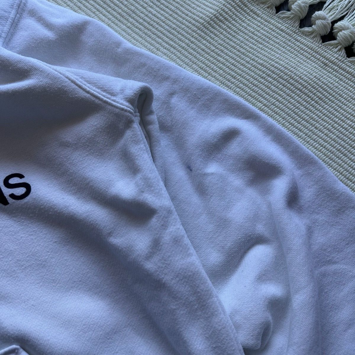 Comme des Garcons Comme des GARCONS CDG Logo Printed White Hoodie Size US S / EU 44-46 / 1 - 3 Thumbnail