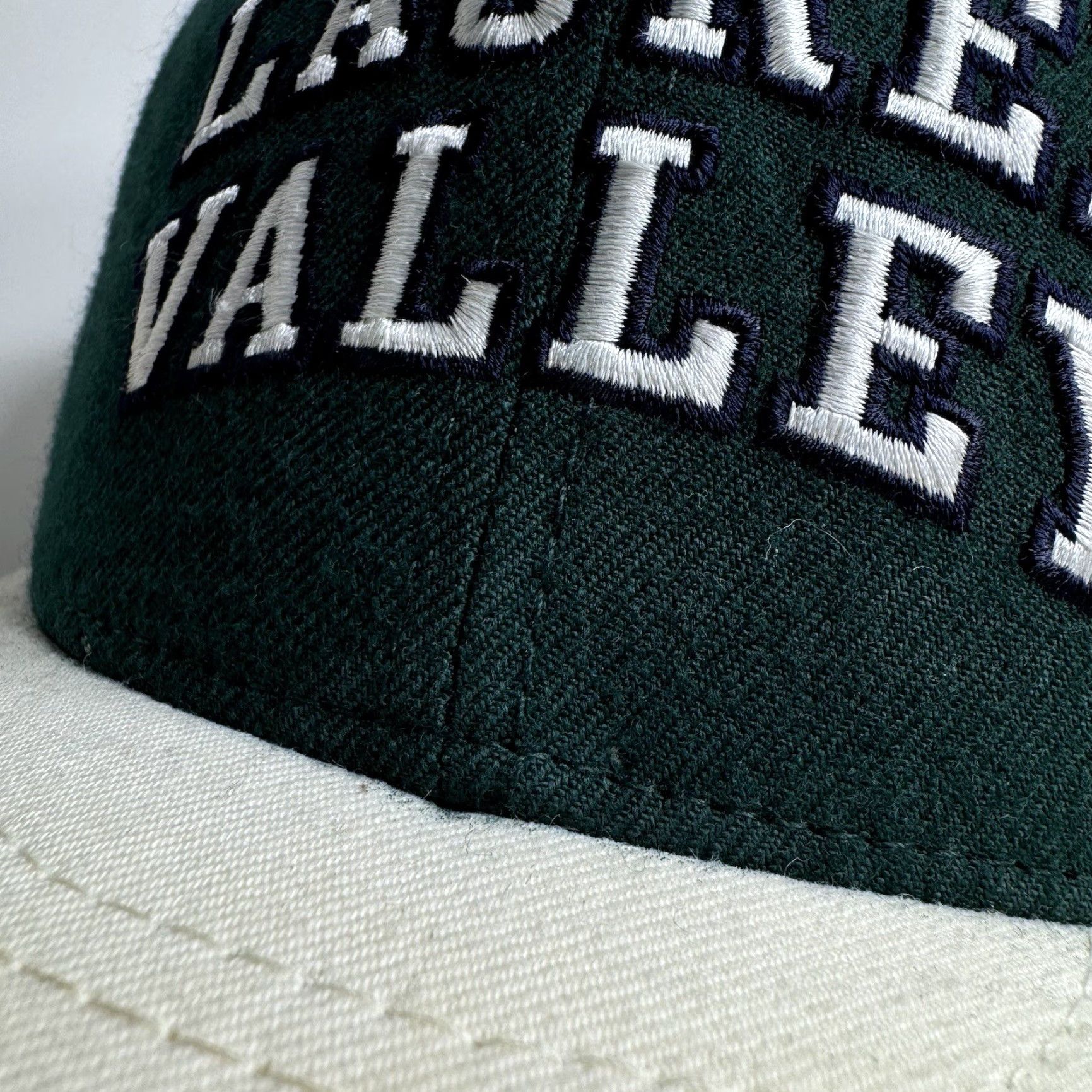 New Era VINTAGE New Era Golf Hat Laurel Valley Fitted 7 1/8 Wool Gray Under Brim Mens Size ONE SIZE - 5 Thumbnail