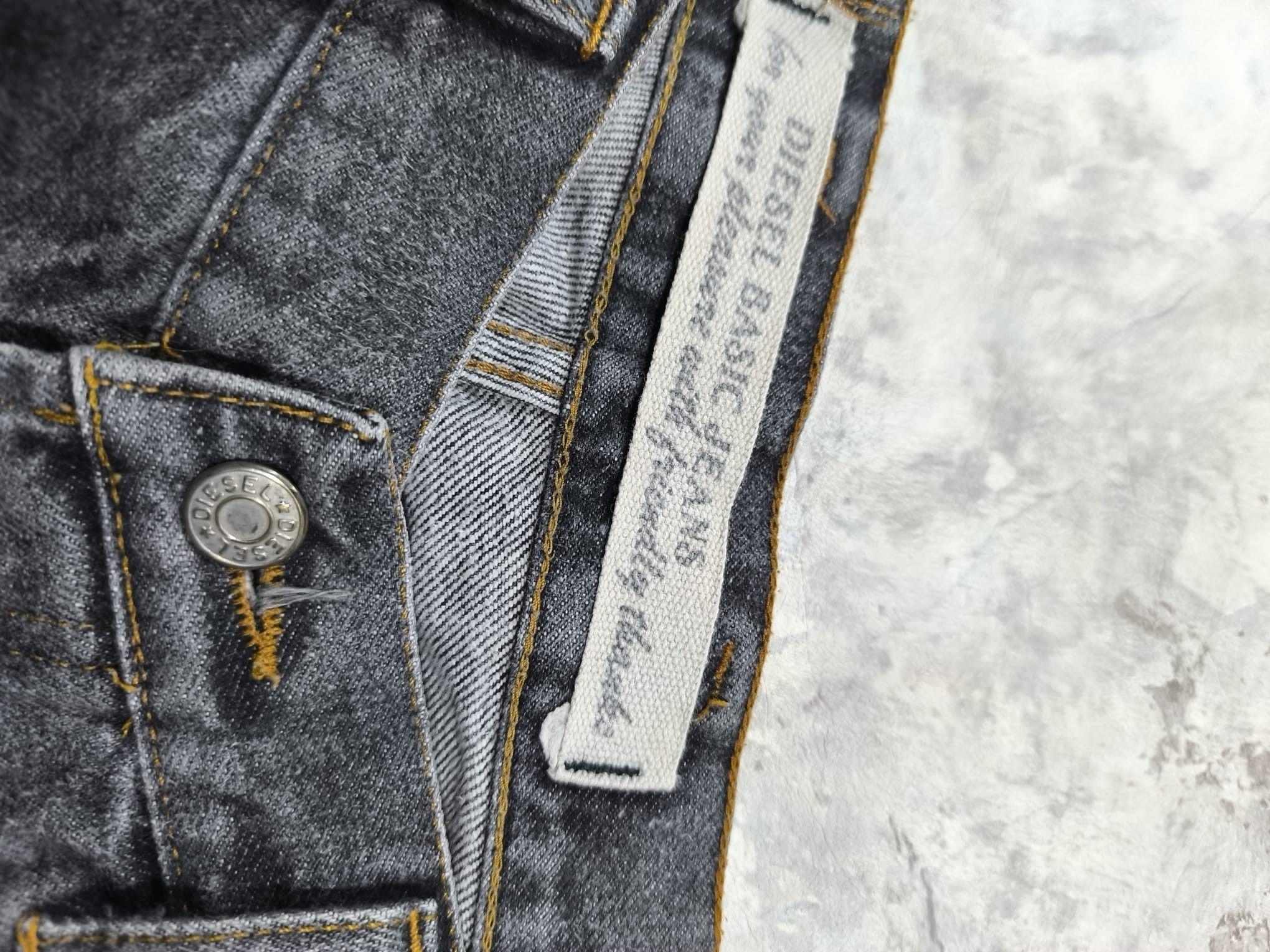 Diesel 90s Baggy Charcoal Grey Diesel Made in Italy Jeans Size US 32 / EU 48 - 6 Thumbnail