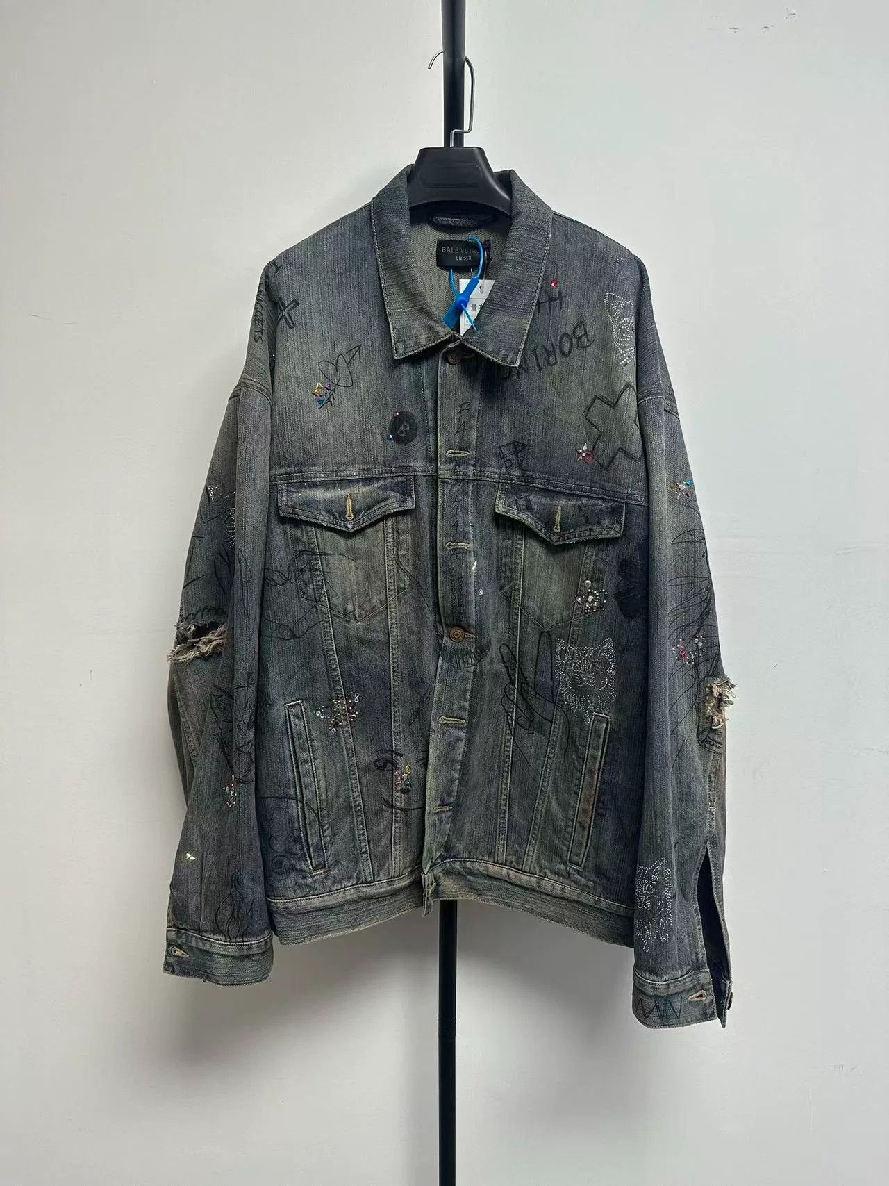 Balenciaga Balenciaga Blue Washed Graffiti Denim Jacket Size US M / EU 48-50 / 2 - 1 Thumbnail