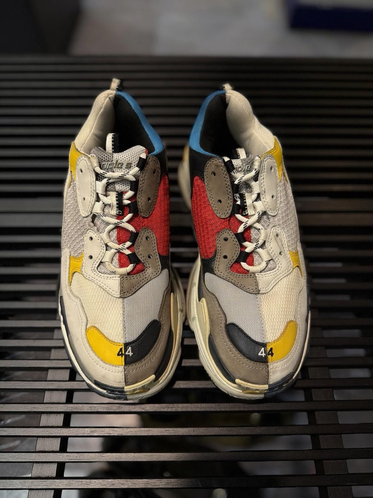 Balenciaga Balenciaga Triple S Men’s Multicolored Sneakers 44EU/11US Size US 11 / EU 44 - 9 Thumbnail