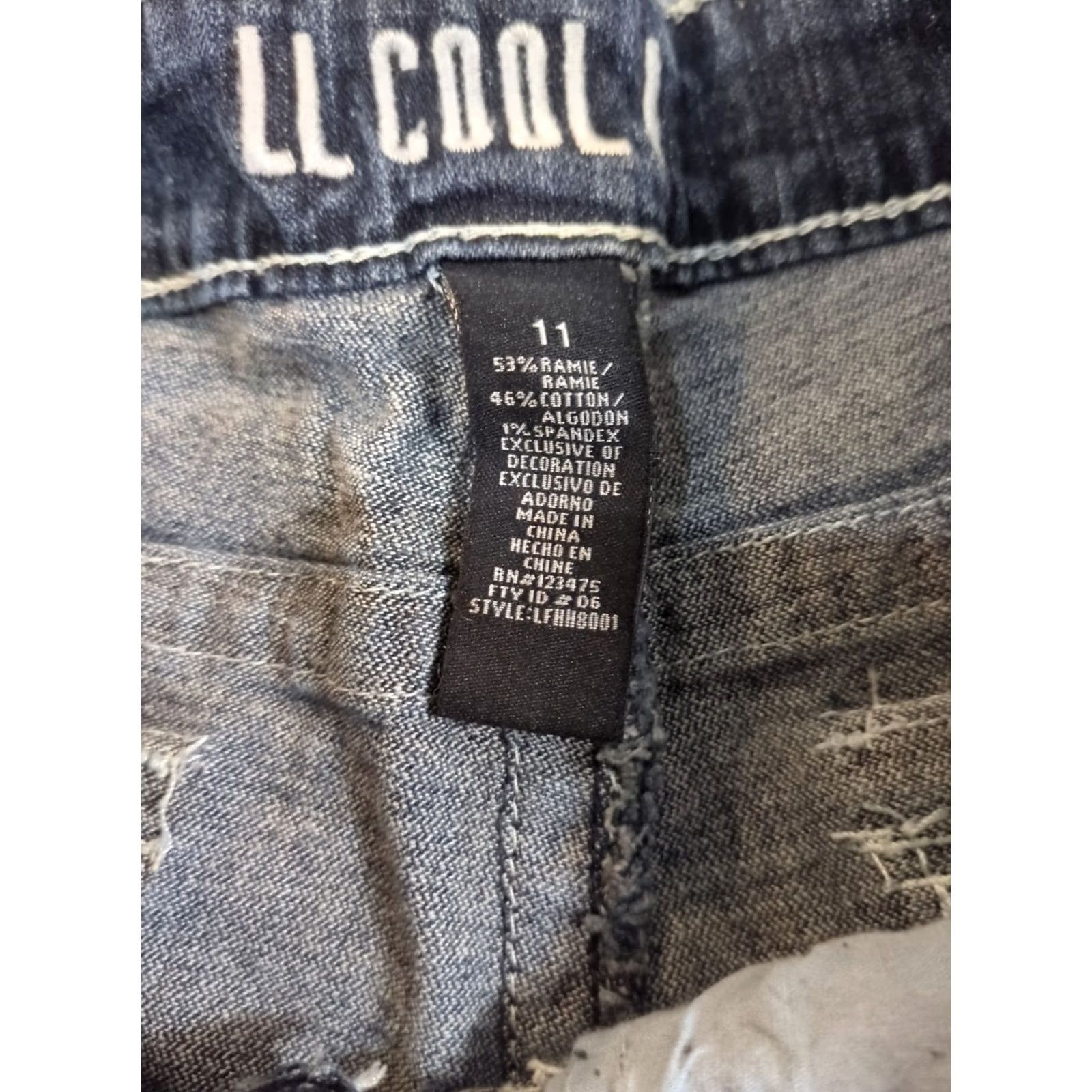 Denime LL Cool J Juniors Dark Denim Bootcut Jeans 5-Pocket Pocketed Embroidered Size 11 Blue WomenMens Size ONE SIZE - 7 Thumbnail