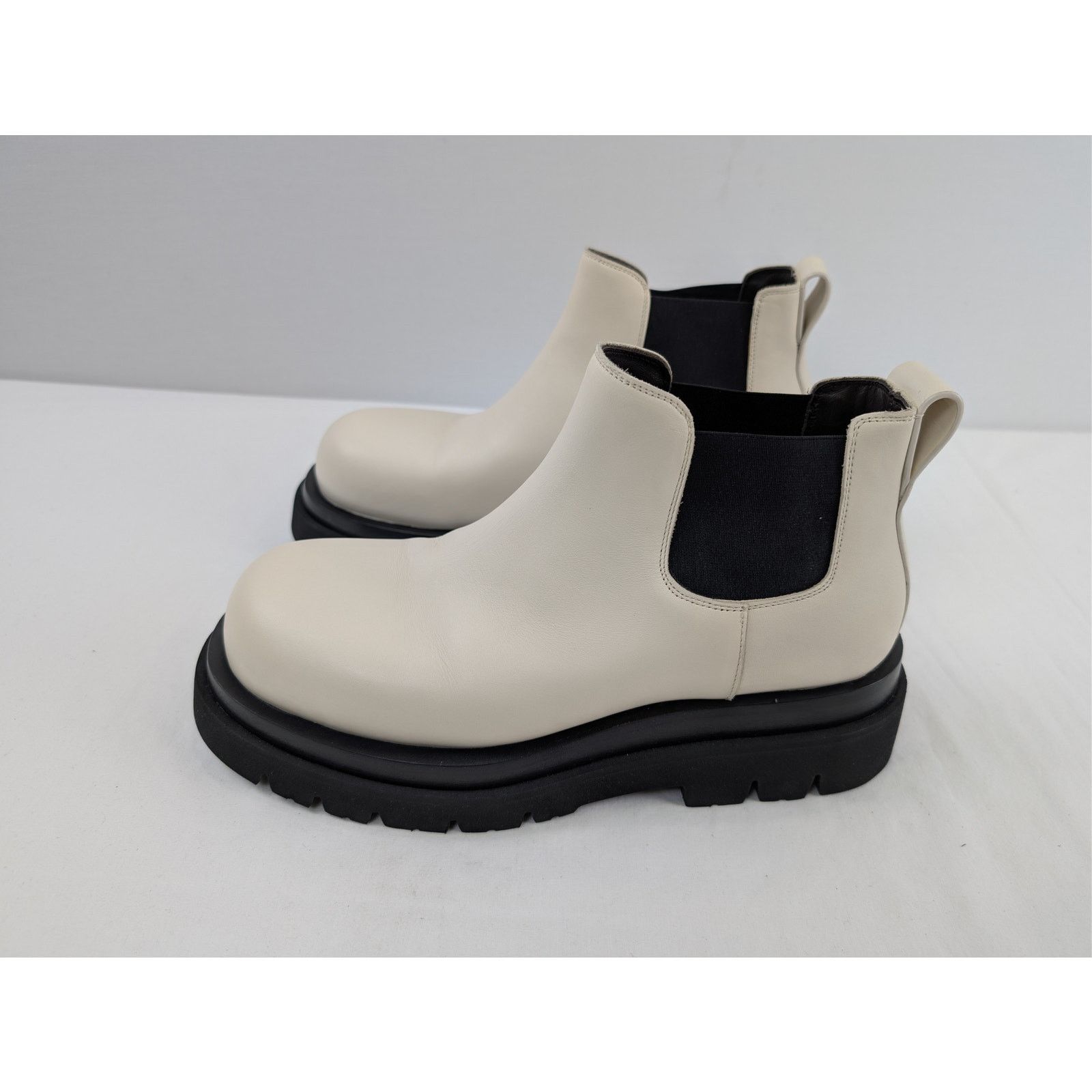 Bottega Veneta o1rshd1 Military Calf The Lug Boots in Sea Salt Size US 10 / EU 43 - 10 Thumbnail