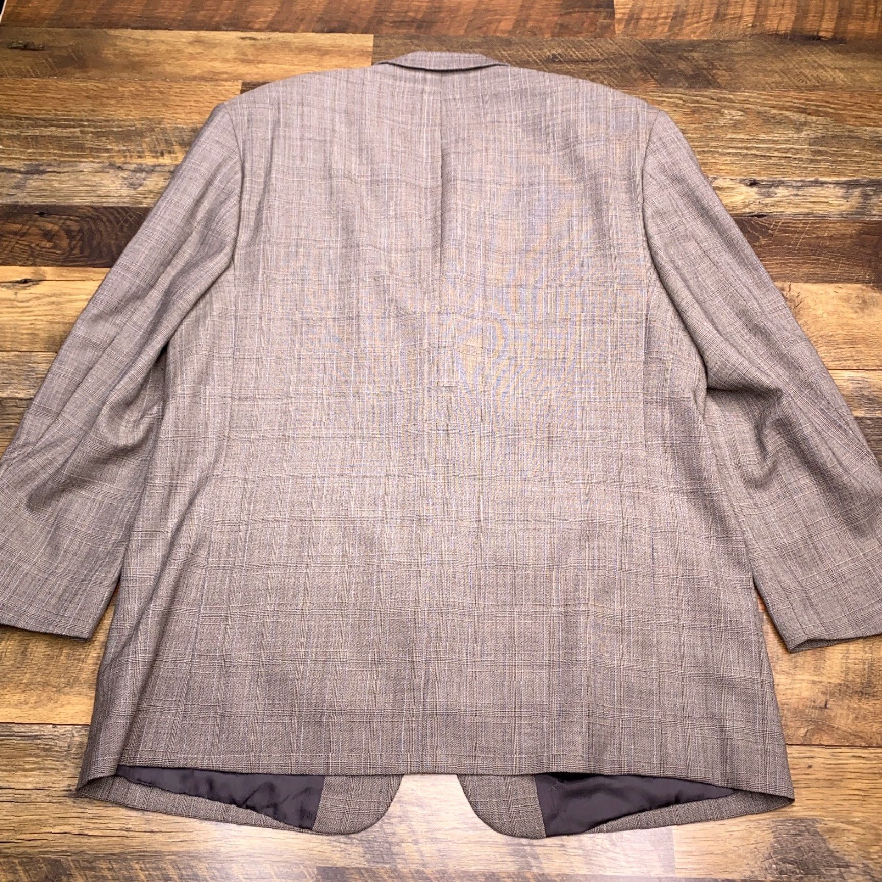 Yves Saint Laurent VINTAGE Saint Laurent Blazer Men 46 Gray Plaid Wool Sport Coat Regular Notch Lapel 3-Button/ Four-Button? Size 46R - 2 Thumbnail