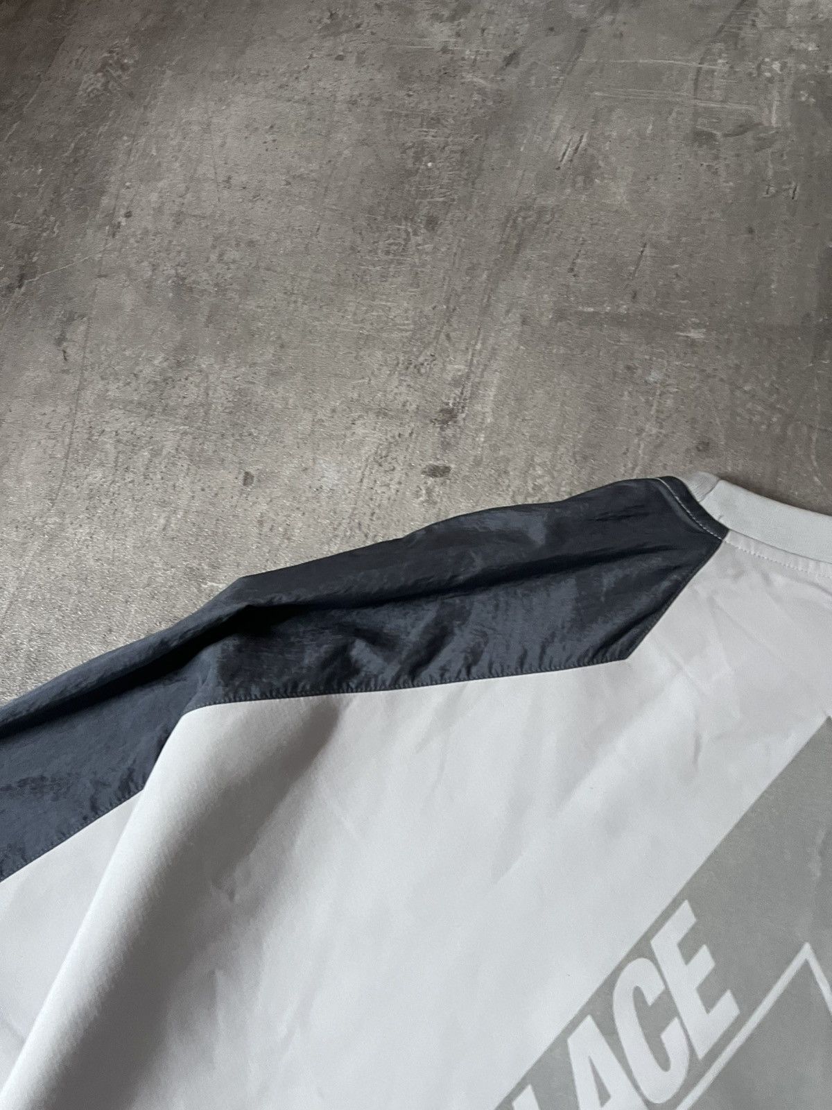 Adidas × Palace Adidas x Palace grey sport sweatshirt Size US XL / EU 56 / 4 - 9 Thumbnail