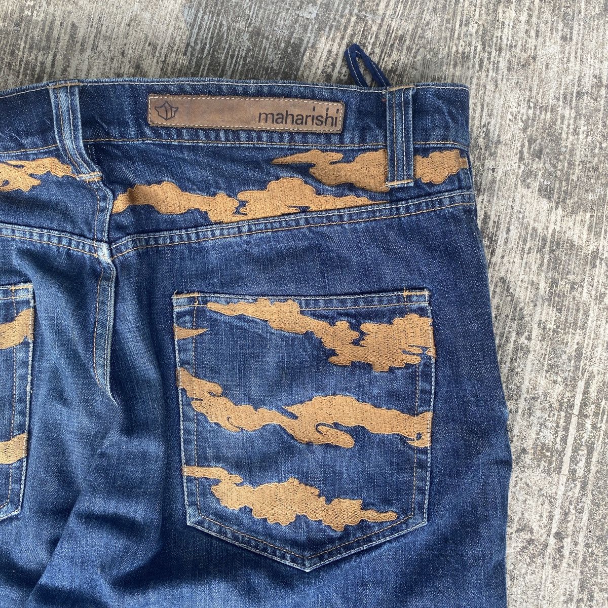 Japanese Brand × Maharishi × Vintage Vintage Maharishi Jeans 13 oz Denim Bonsai Dragon Embroidery Size US 34 / EU 50 - 10 Thumbnail