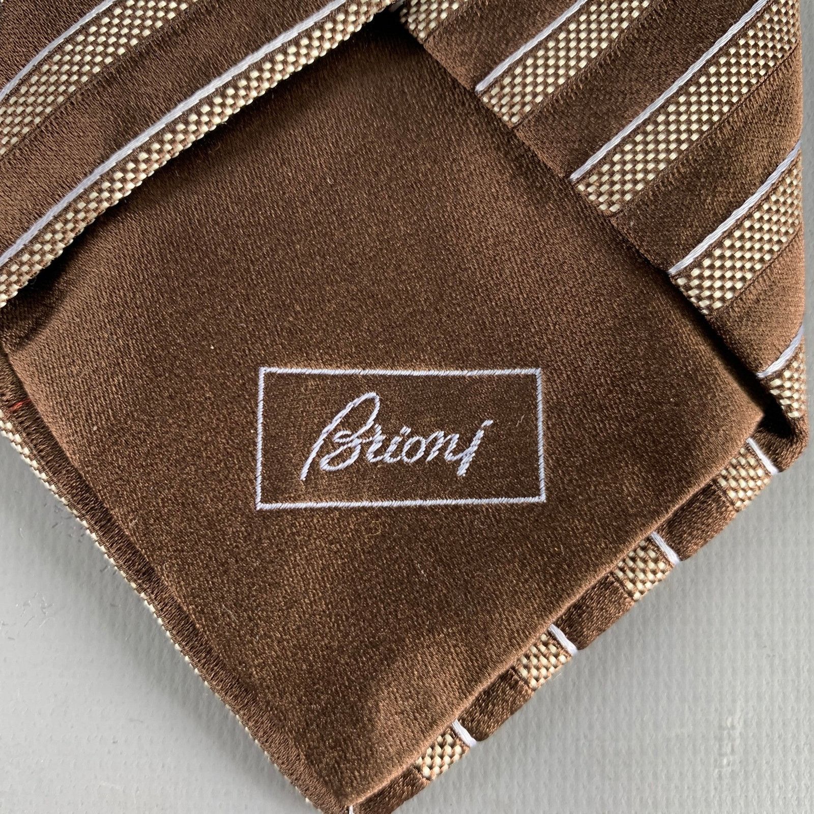 Brioni BRIONI Brown Cream Diagonal Stripe Silk Tie Size ONE SIZE - 3 Thumbnail