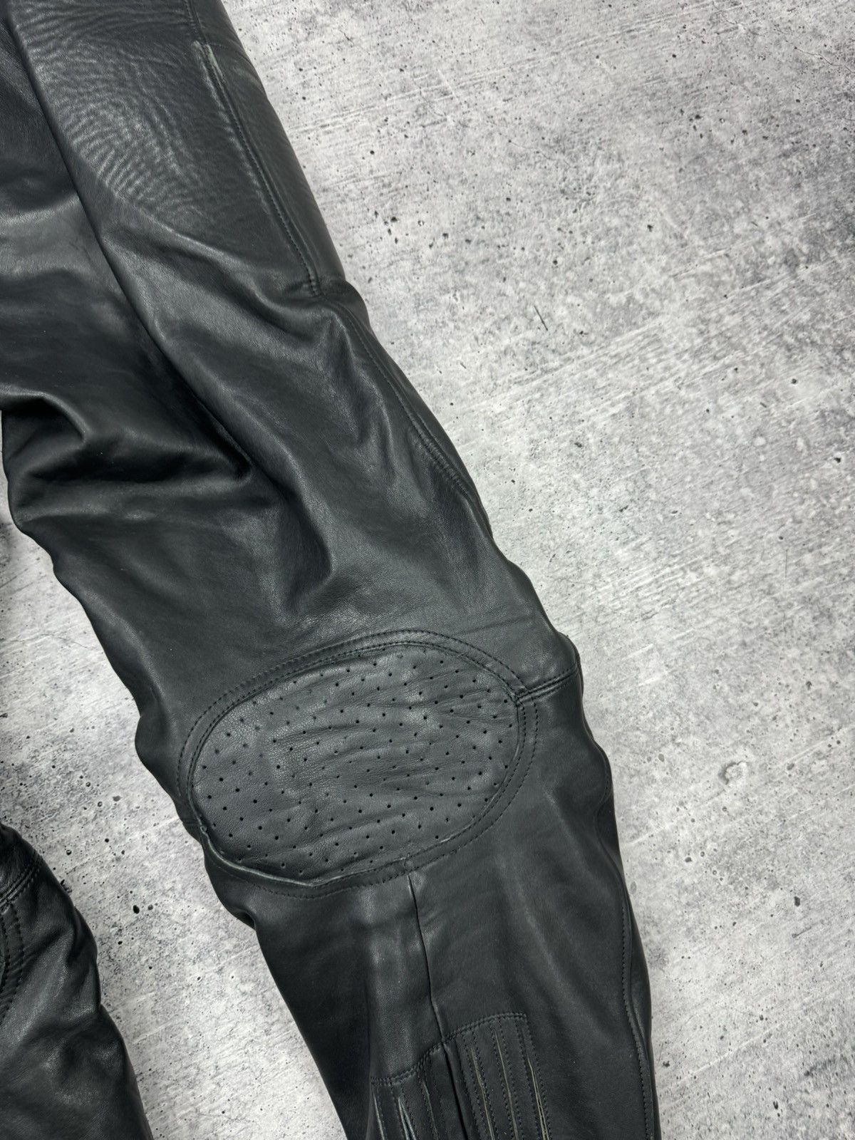 Genuine Leather × Vintage Vintage Y2K Style Moto Bike Racing Genuine Leather Pants Size US 38 / EU 54 - 19 Thumbnail