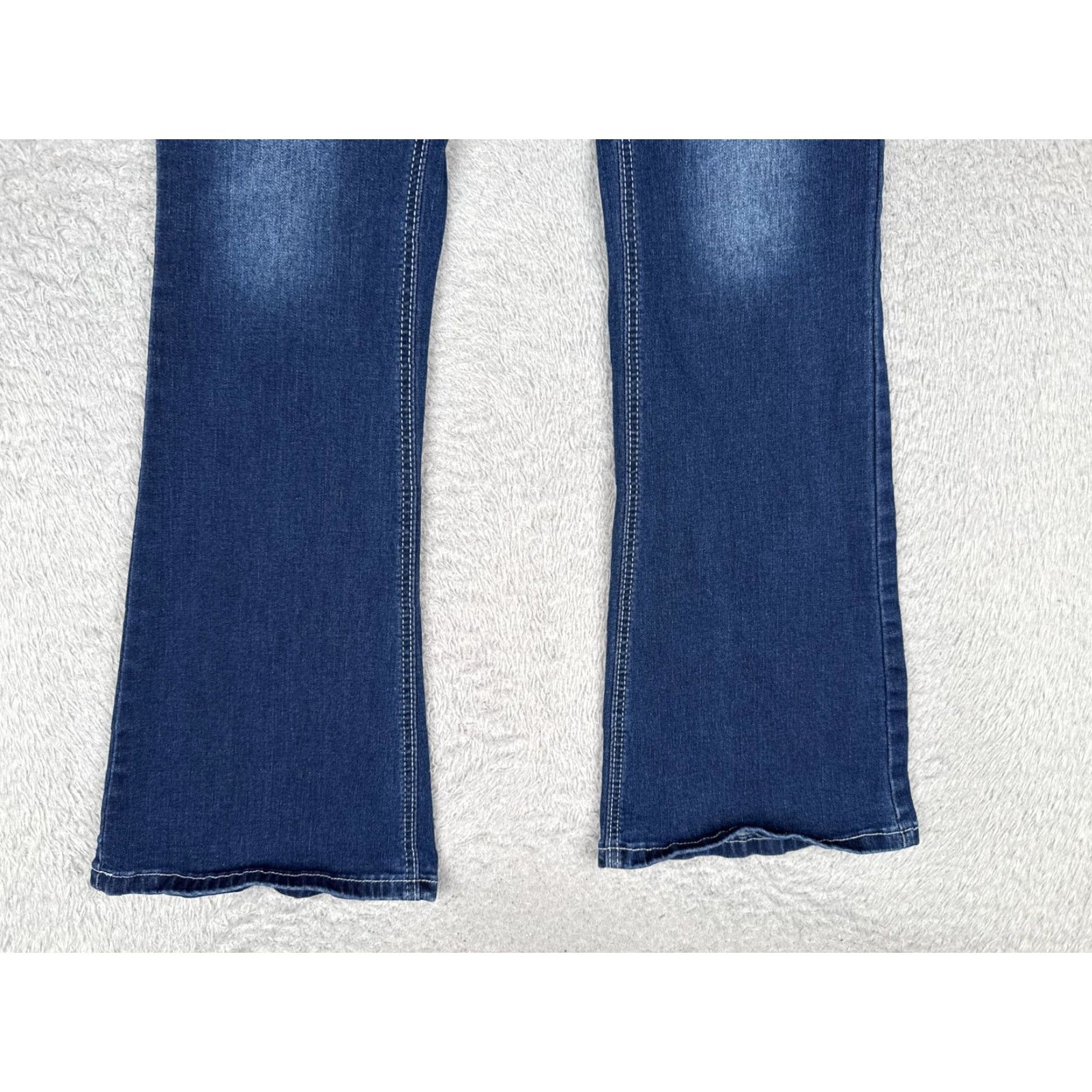 Vintage Bamboo Jeans Juniors 13 Blue Medium Wash Mid Rise Flare Crochet 30x30 Denim Size 34" / US 12 / IT 48 - 2 Thumbnail