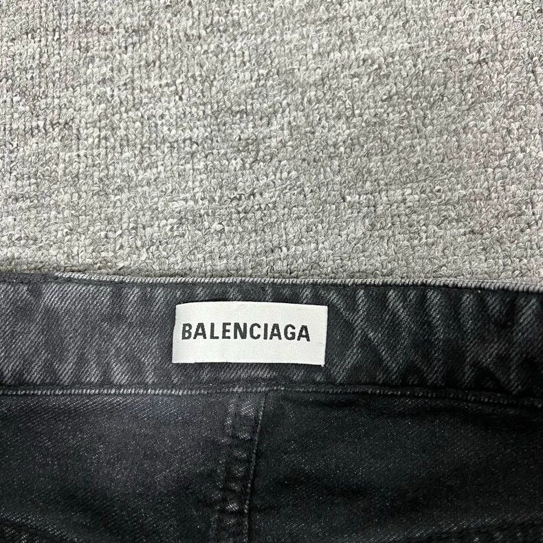 Balenciaga Balenciaga Washed wide-leg jeans Size US 26 / EU 42 - 5 Thumbnail