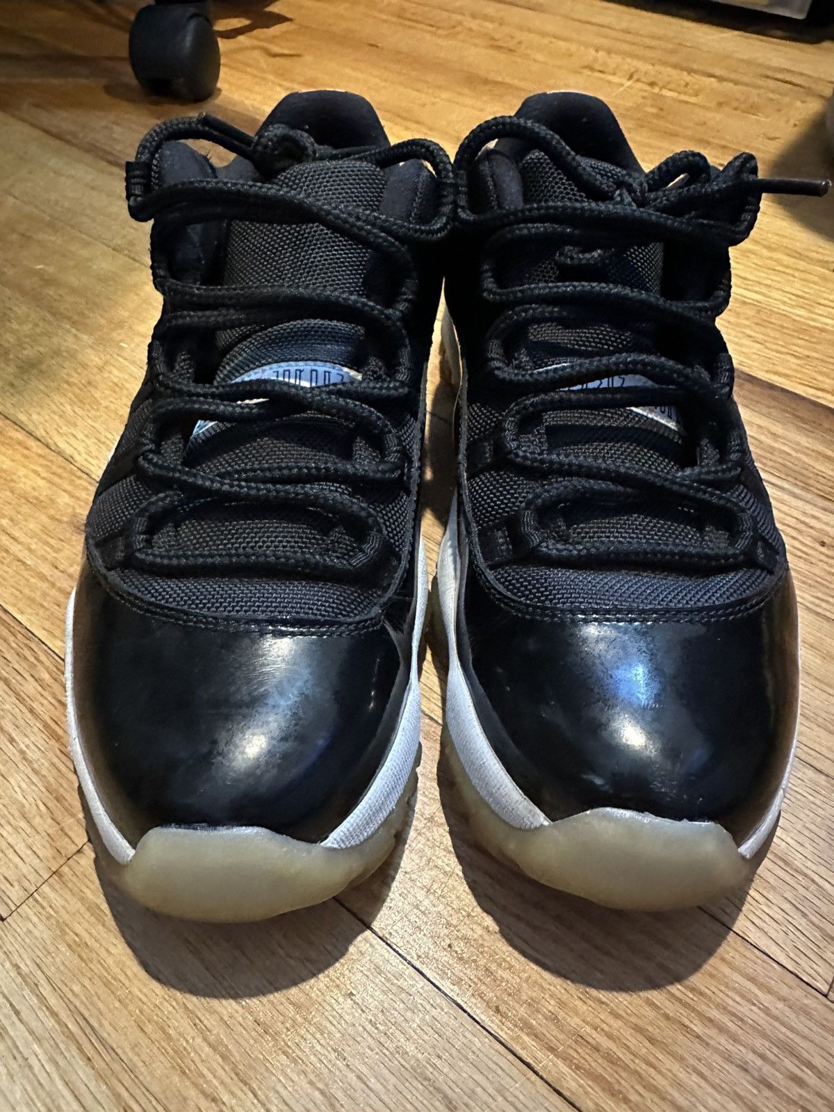 Jordan Brand × Nike Air Jordan 11 Retro Low " Infrared " Size US 9 / EU 42 - 3 Thumbnail