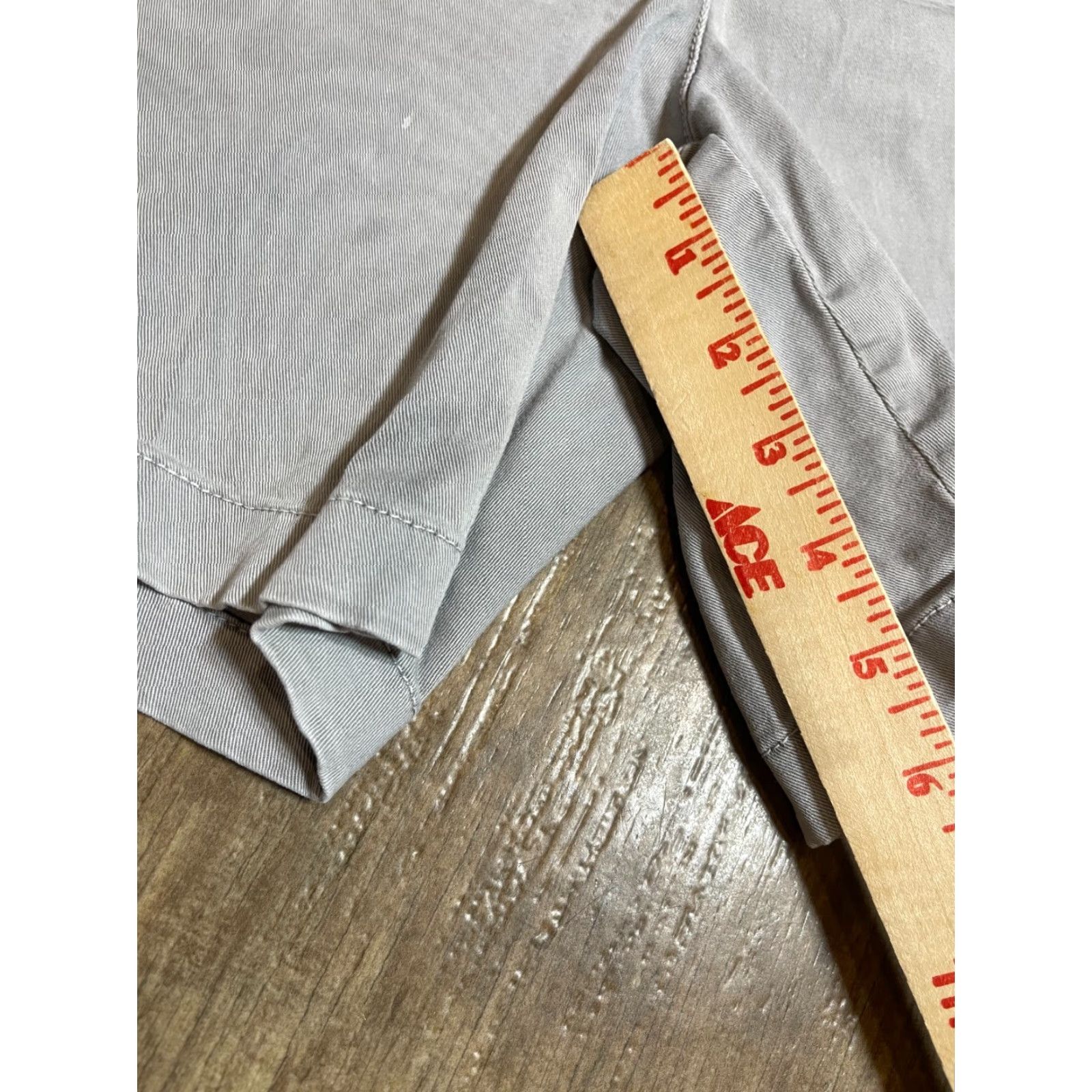 J.Crew J.CREW Shorts Womens Size 6 Gray Chino Flat Front Pockets Casual Knit Cotton Regular Modern Colorful 90s? Size 28" / US 6 / IT 42 - 2 Thumbnail